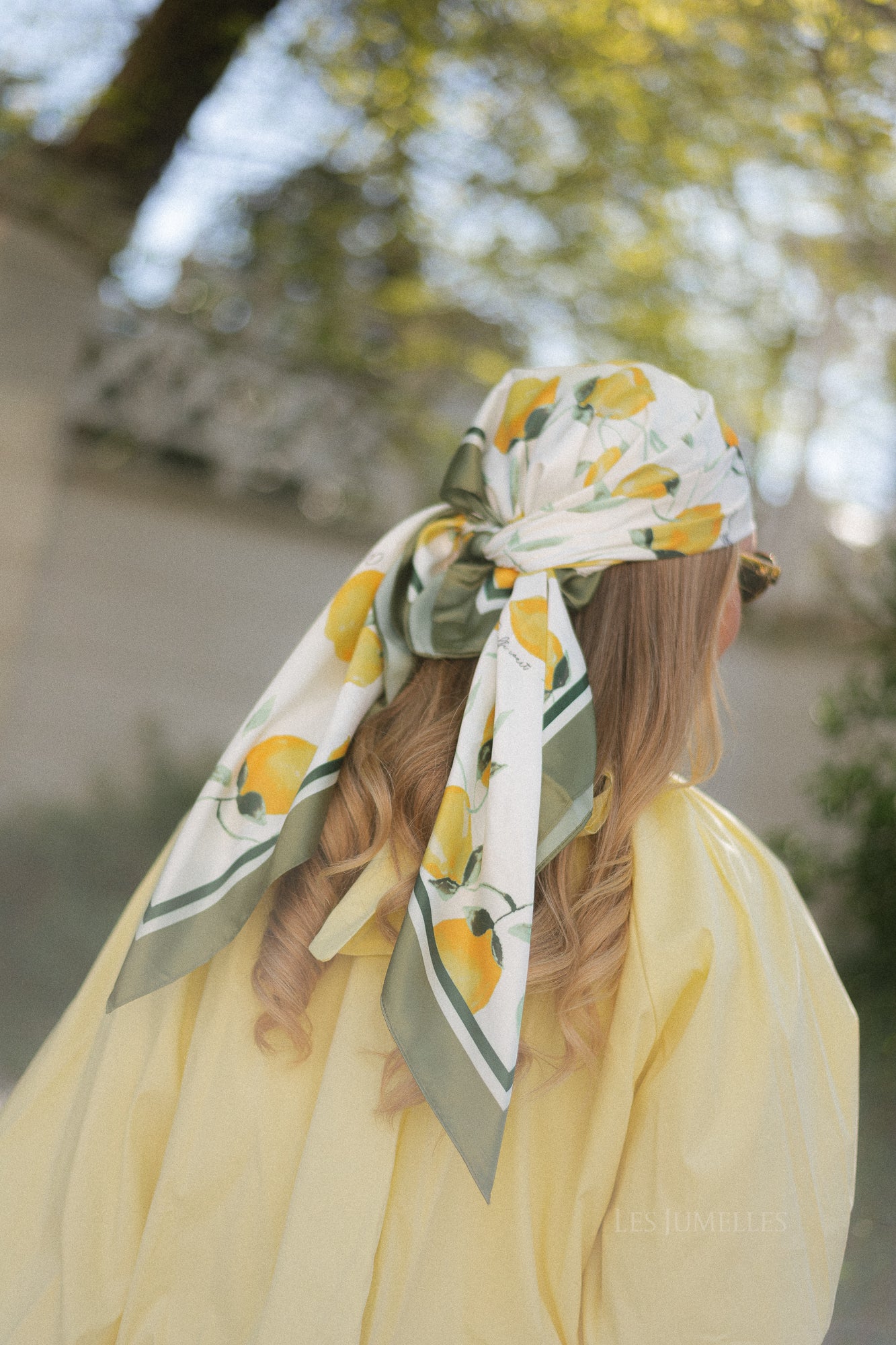 VIScaffi satin scarf lemon