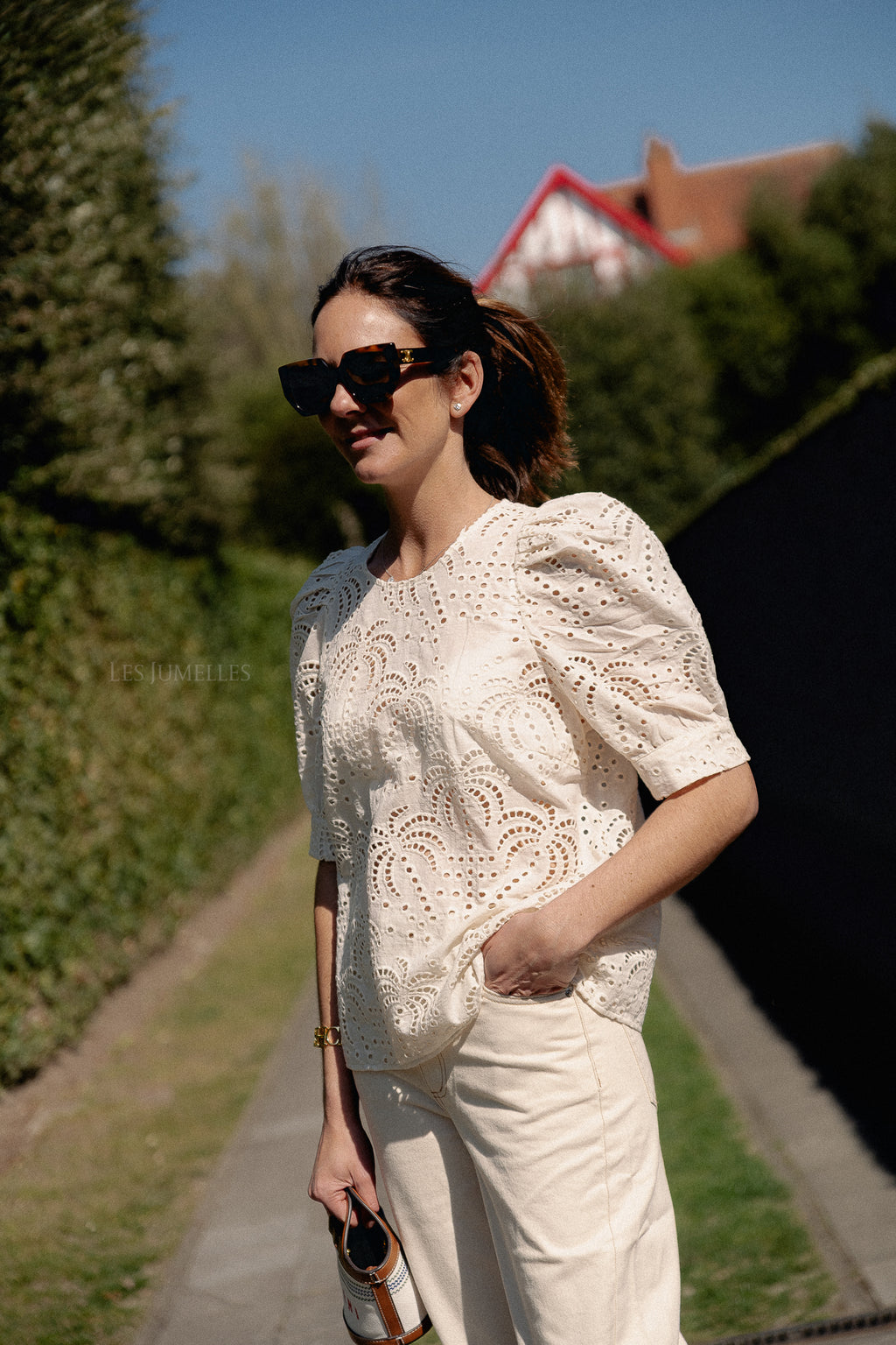 AhliaSW blouse off white