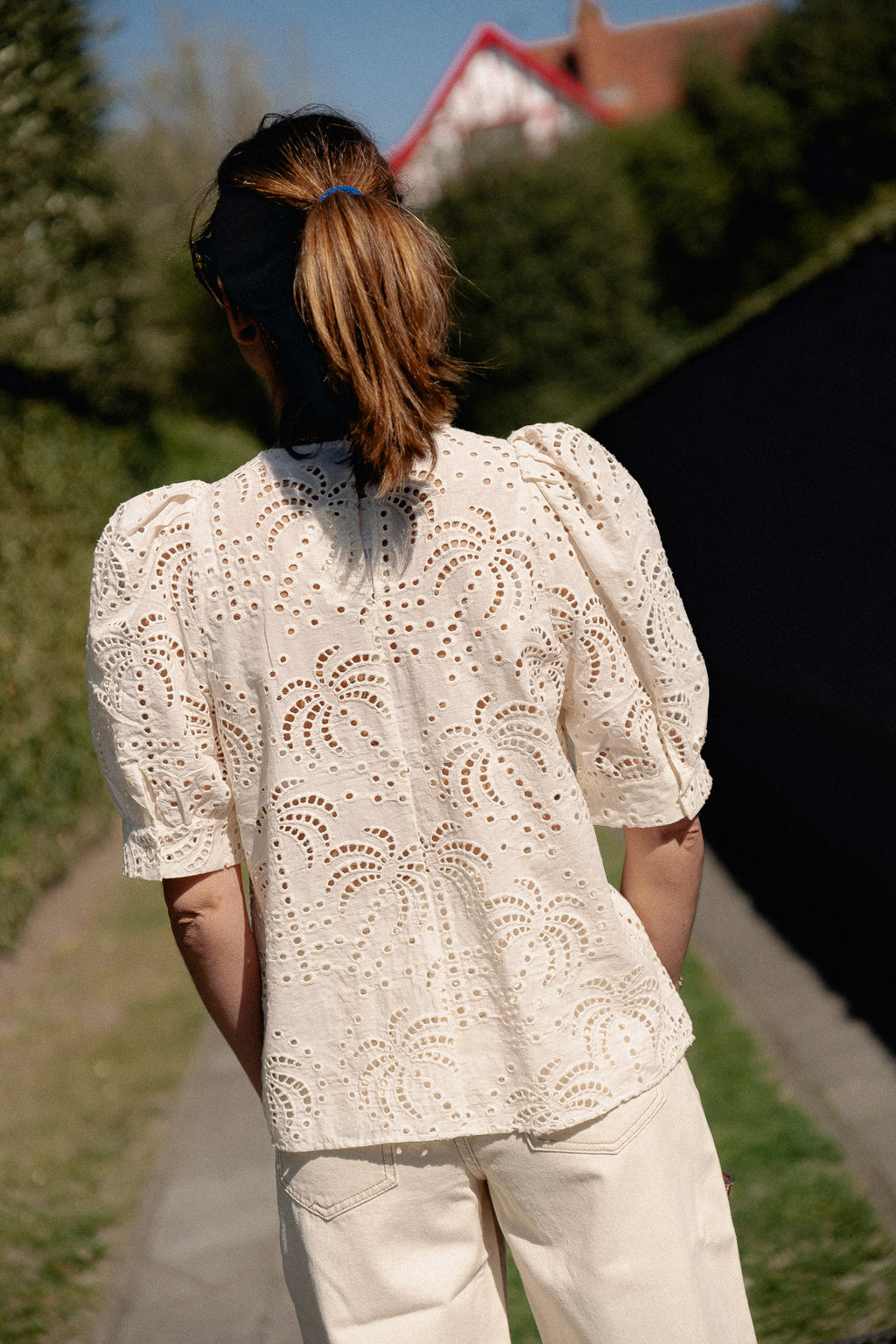 AhliaSW blouse off white
