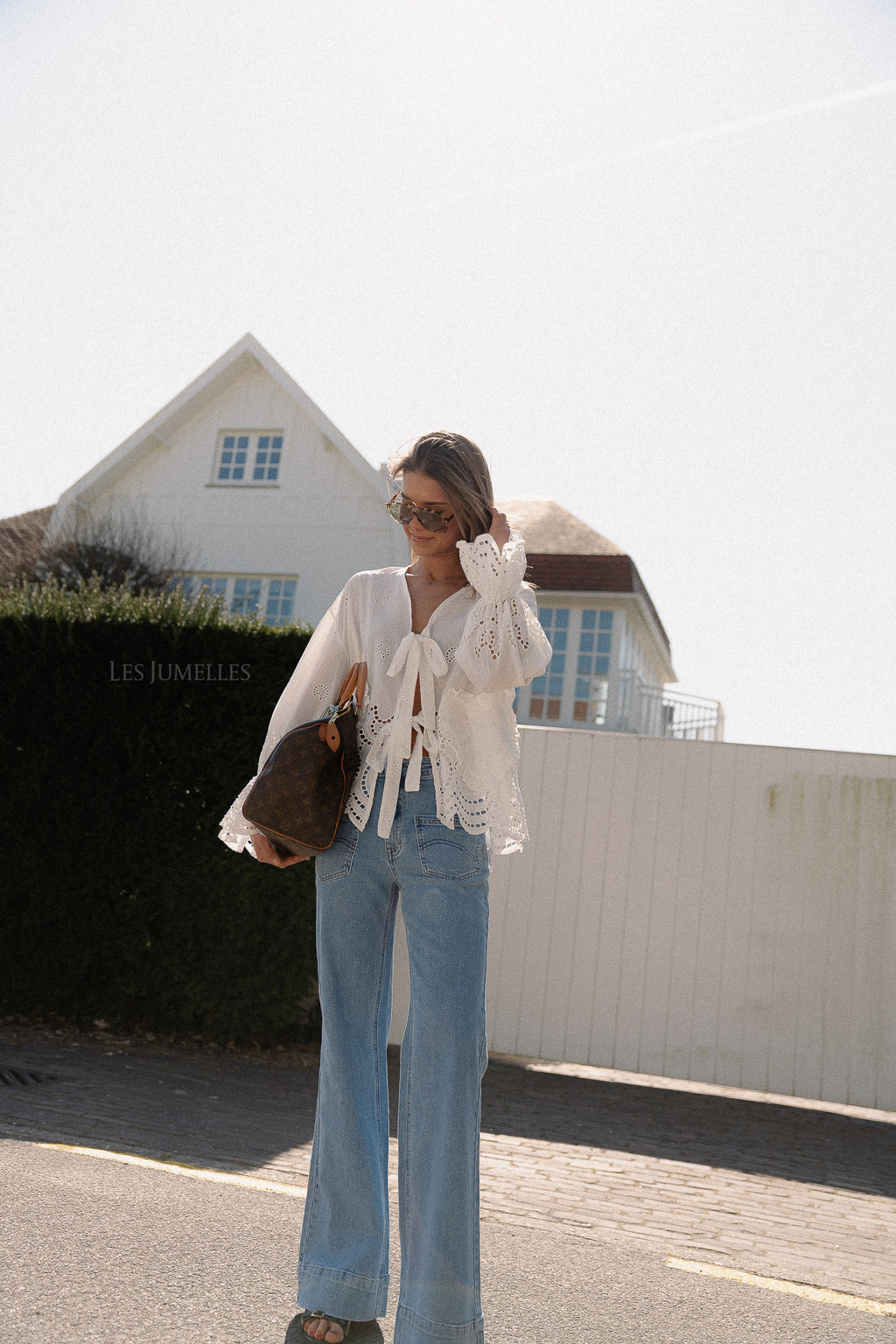 Kiki broderie strikblouse wit
