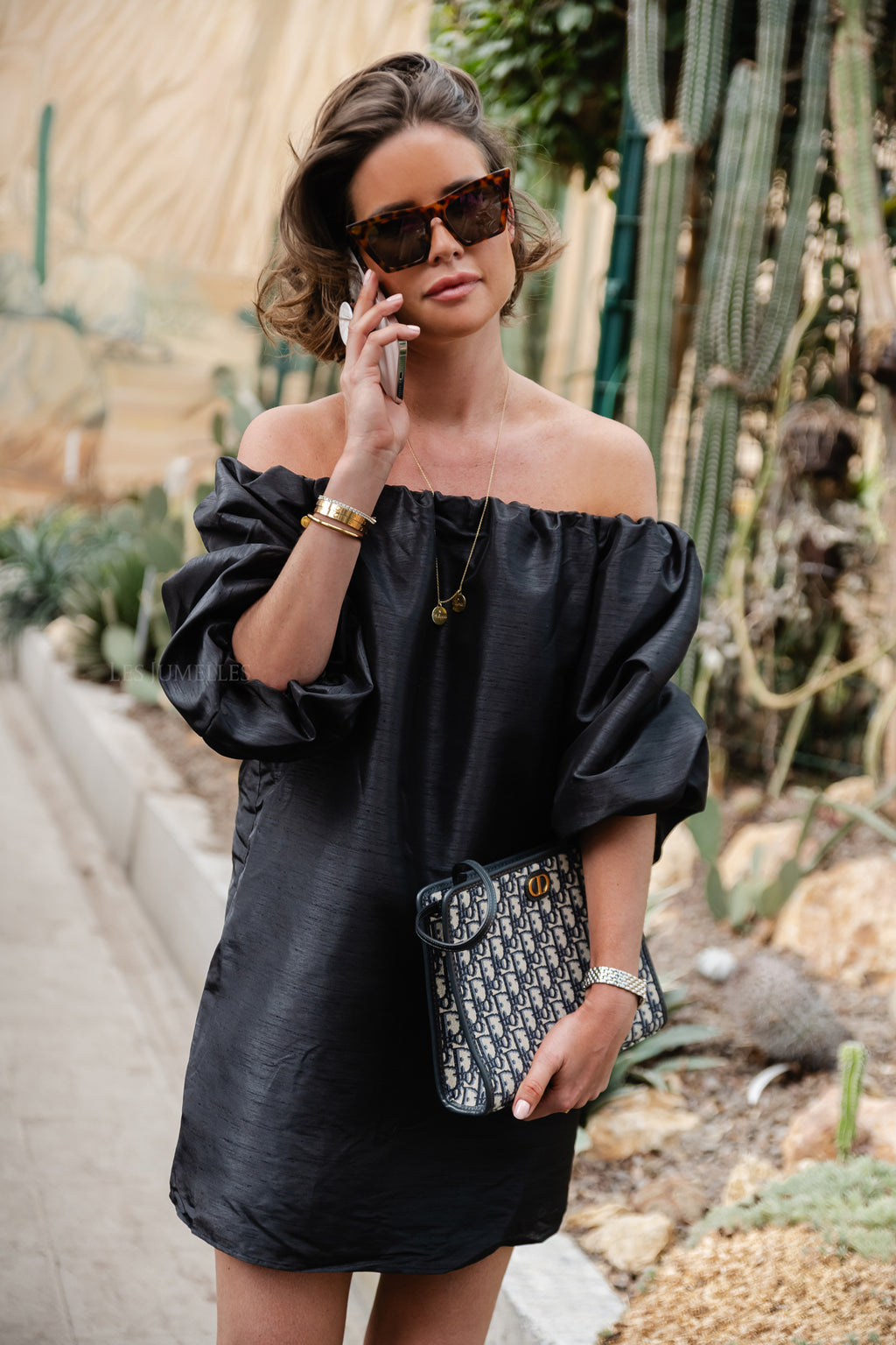 Lori off-shoulder mini-jurk zwart