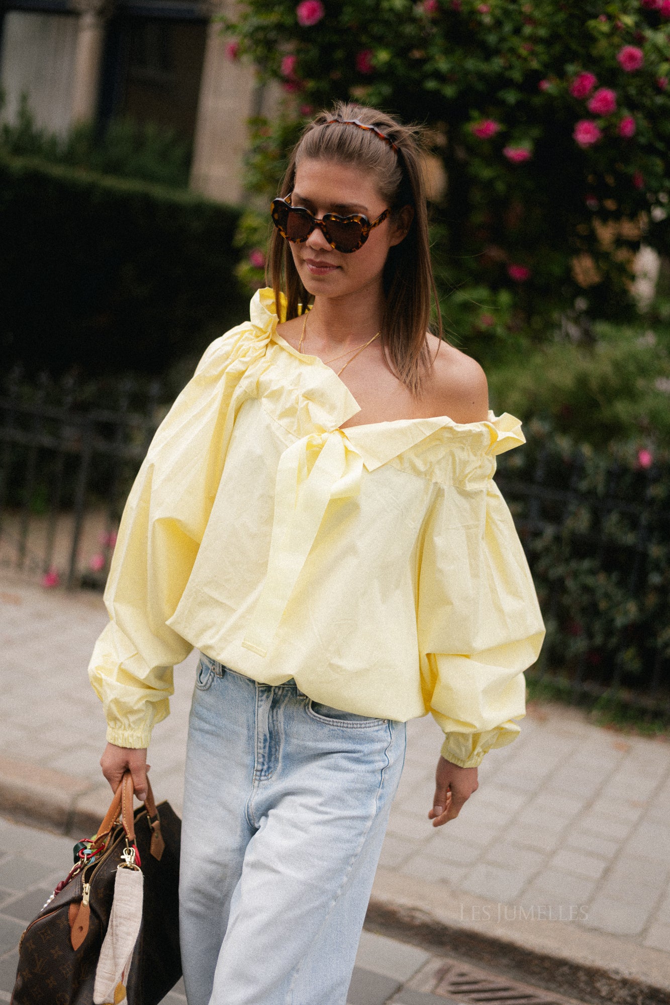 Isaline off-shoulder blouse yellow