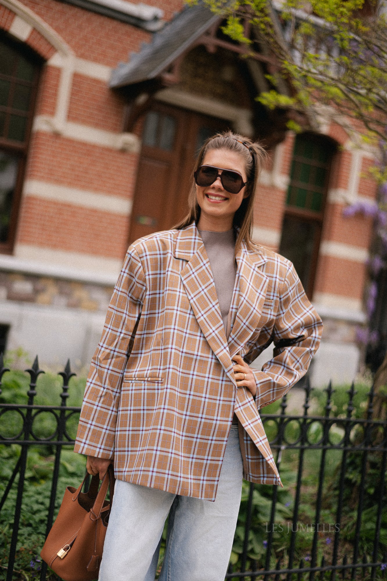 Chloe oversized signature check blazer caramel/light blue