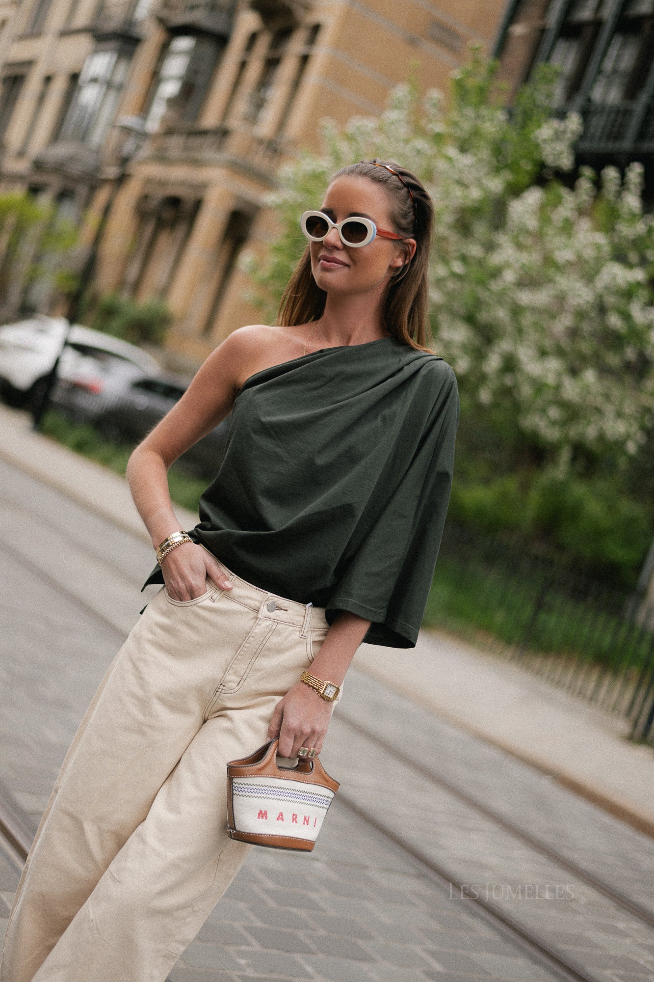 Celie one shoulder shirt khaki