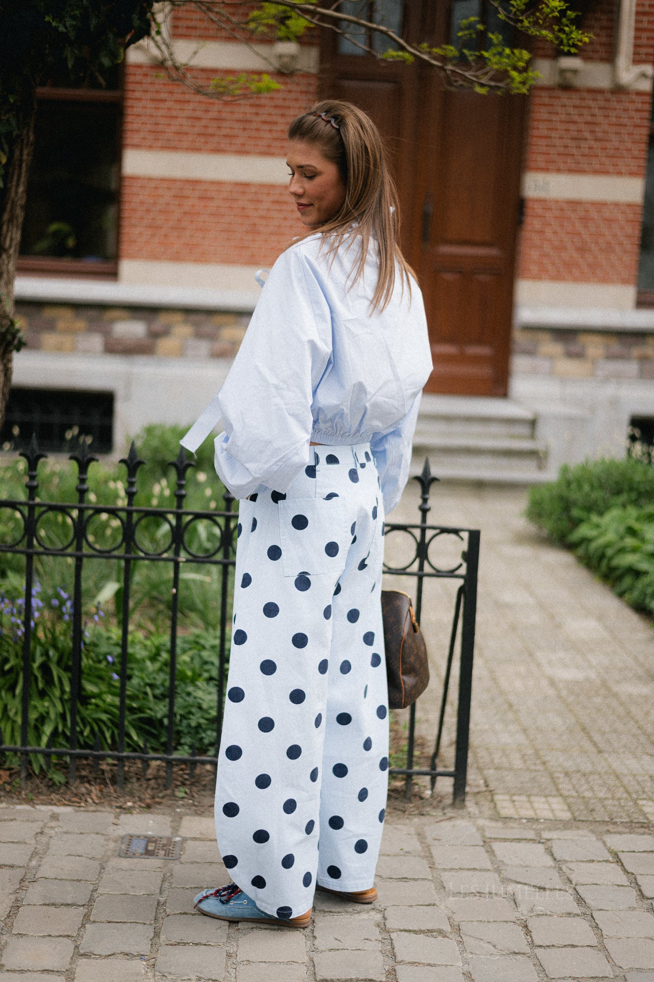 Isaline off-shoulder blouse light blue