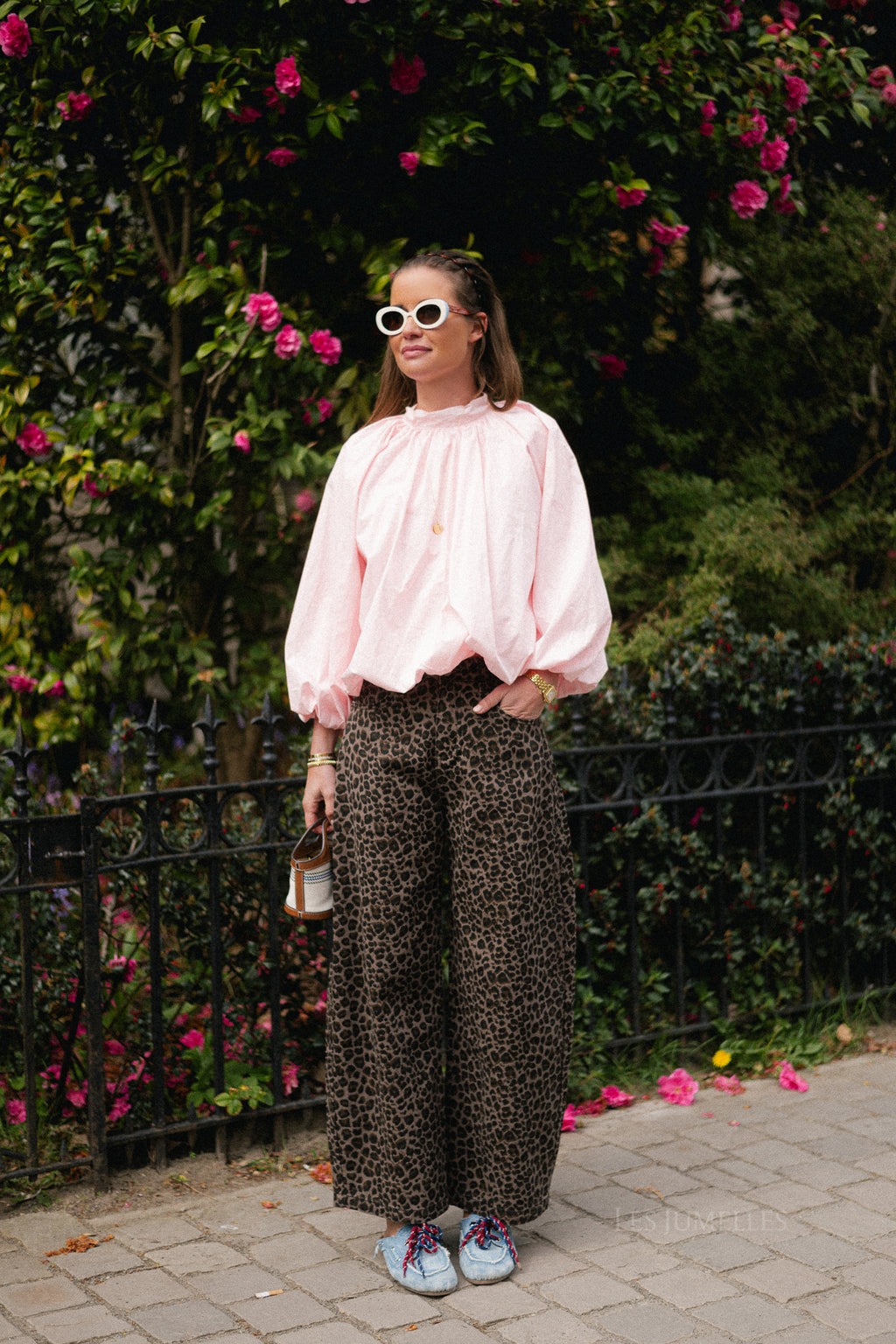 Laurine open back blouse blush pink
