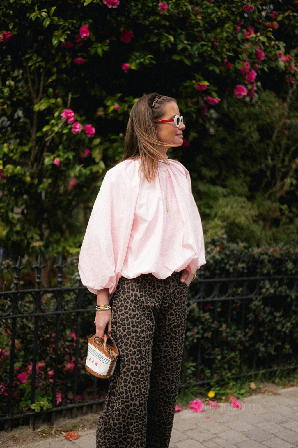 Laurine open back blouse blush pink