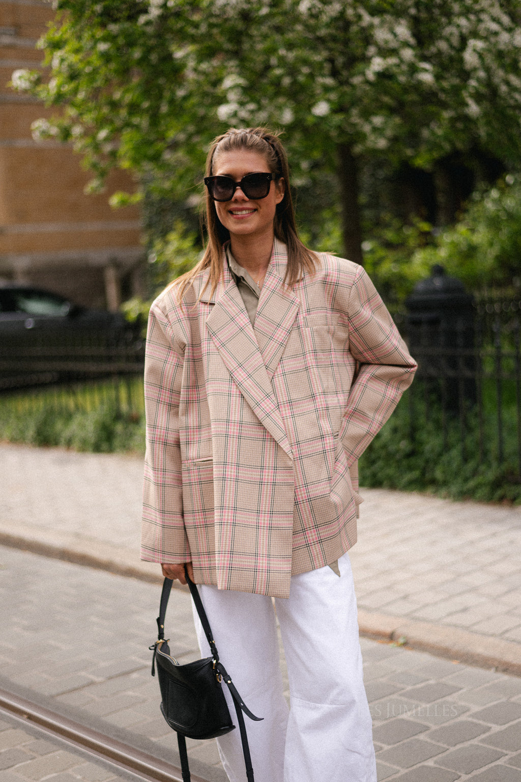 Chloe oversized signature check blazer - pink/beige
