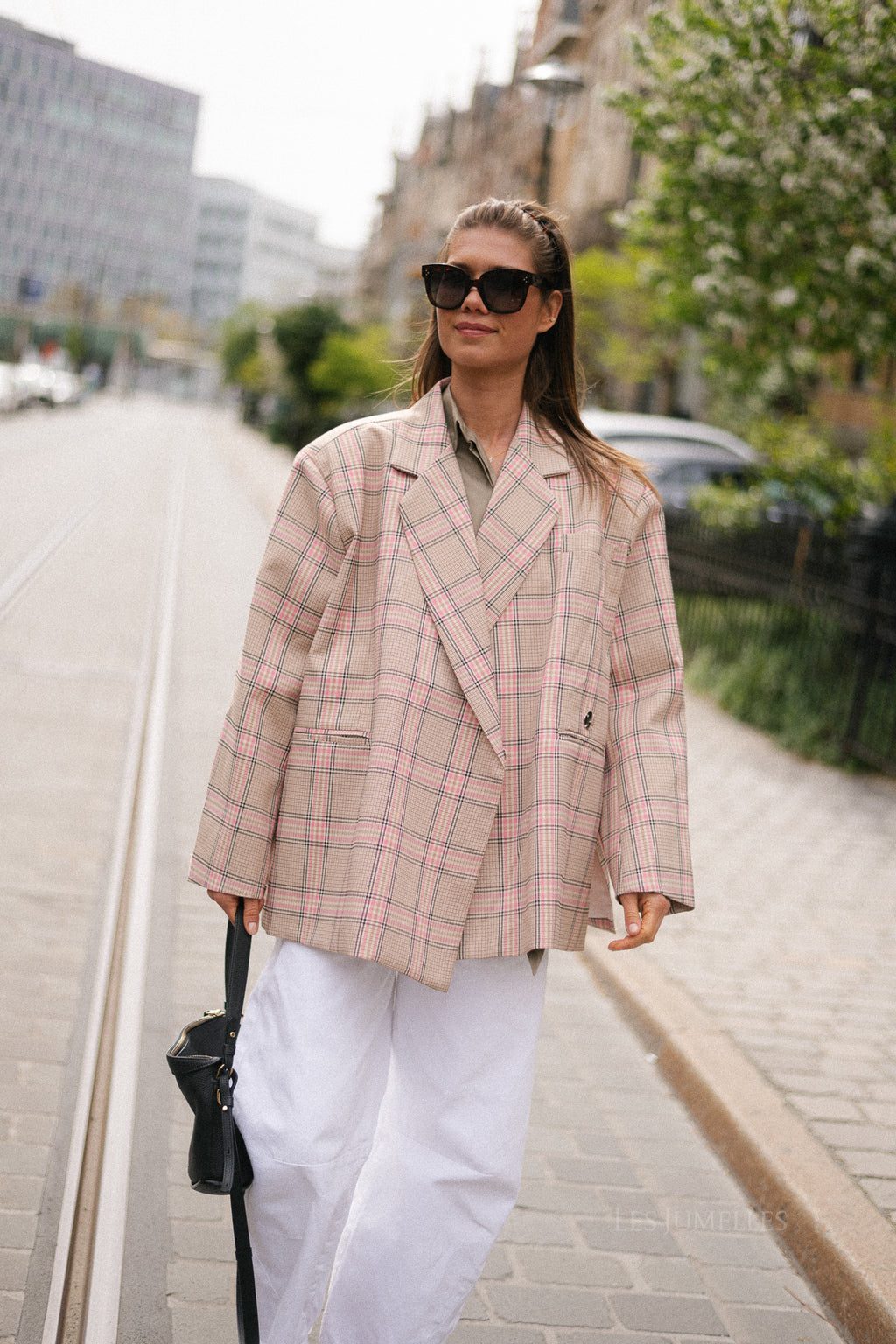 Chloe oversized signature check blazer - pink/beige