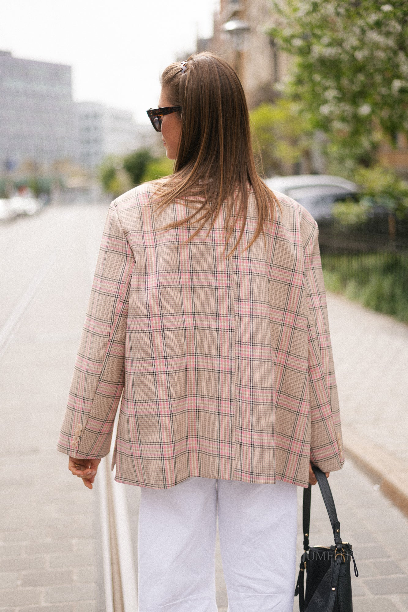 Chloe oversized signature check blazer - pink/beige