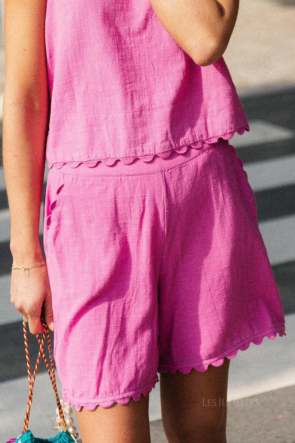 VIMindy HW scallop shorts fiji flower