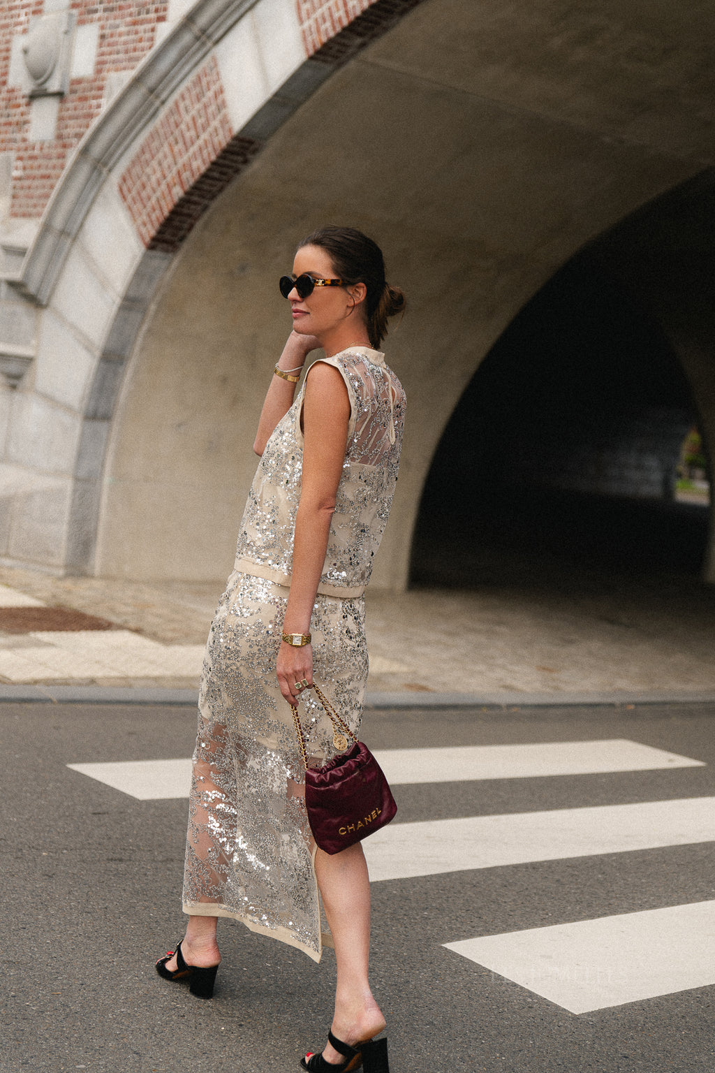 ROULeona SL O-neck top silver sequins