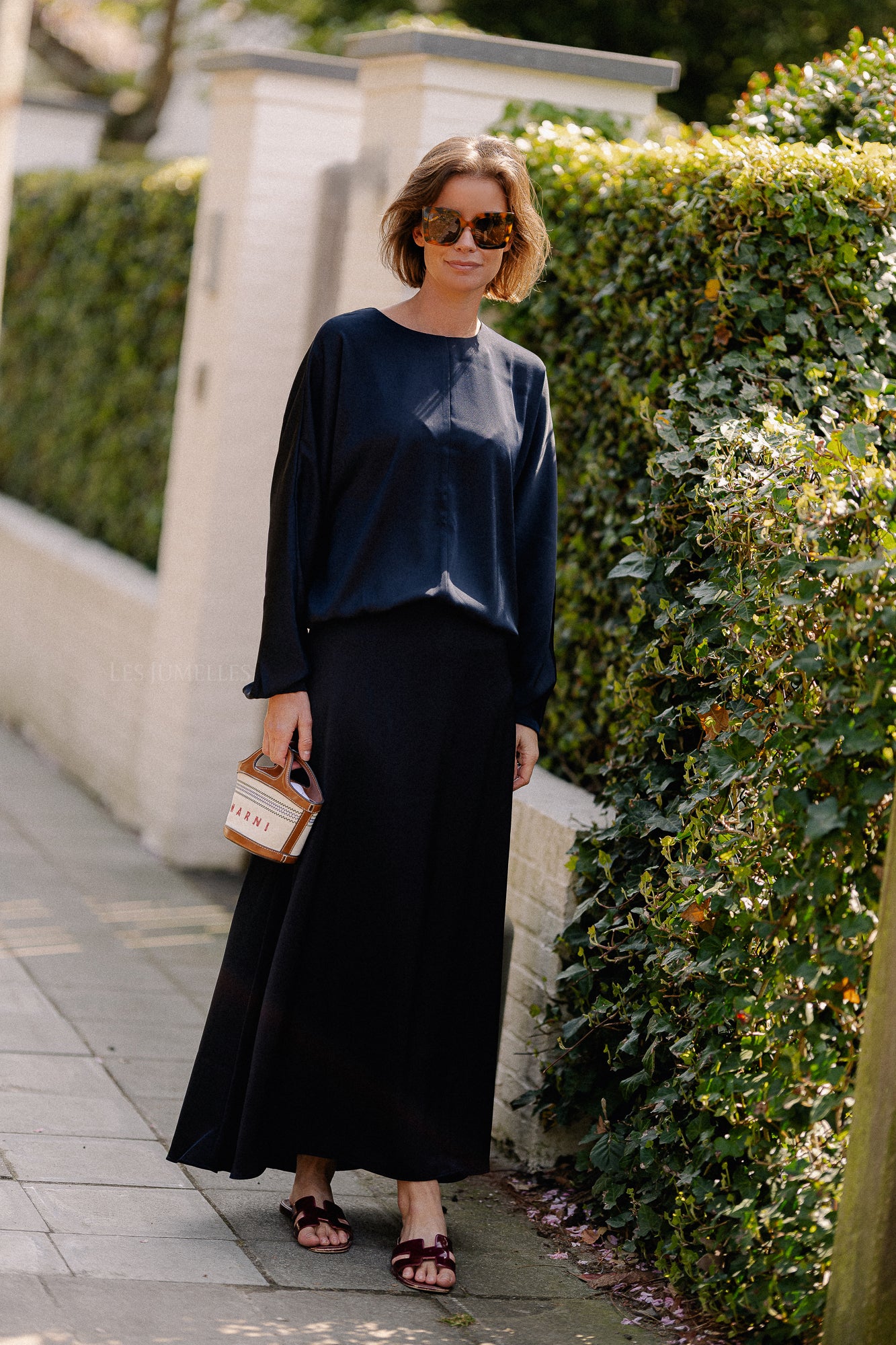 Manon satin top navy