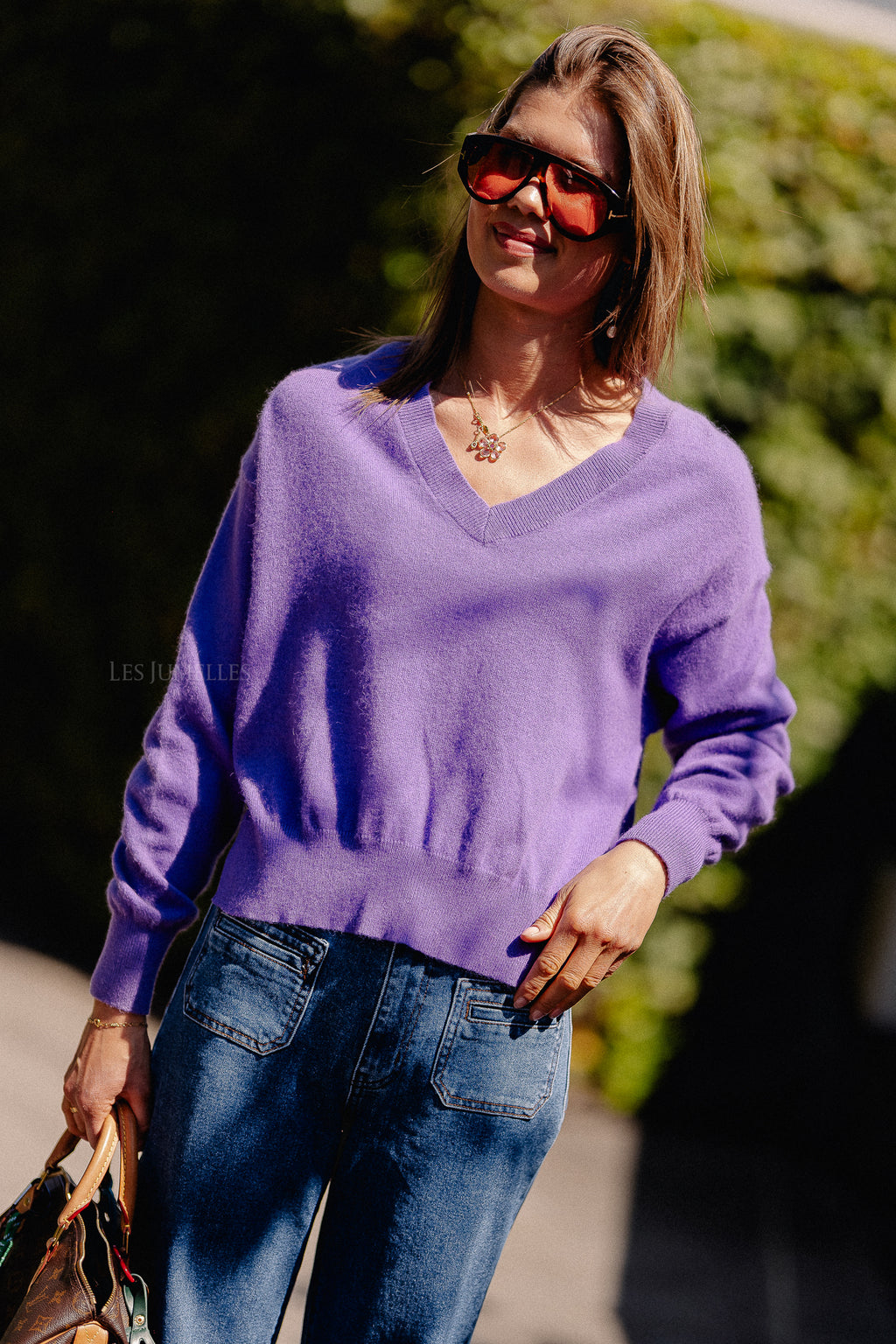 Cosette V-neck jumper violet