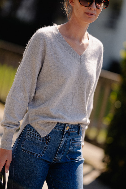 Les Jumelles Cosette V-neck jumper light grey