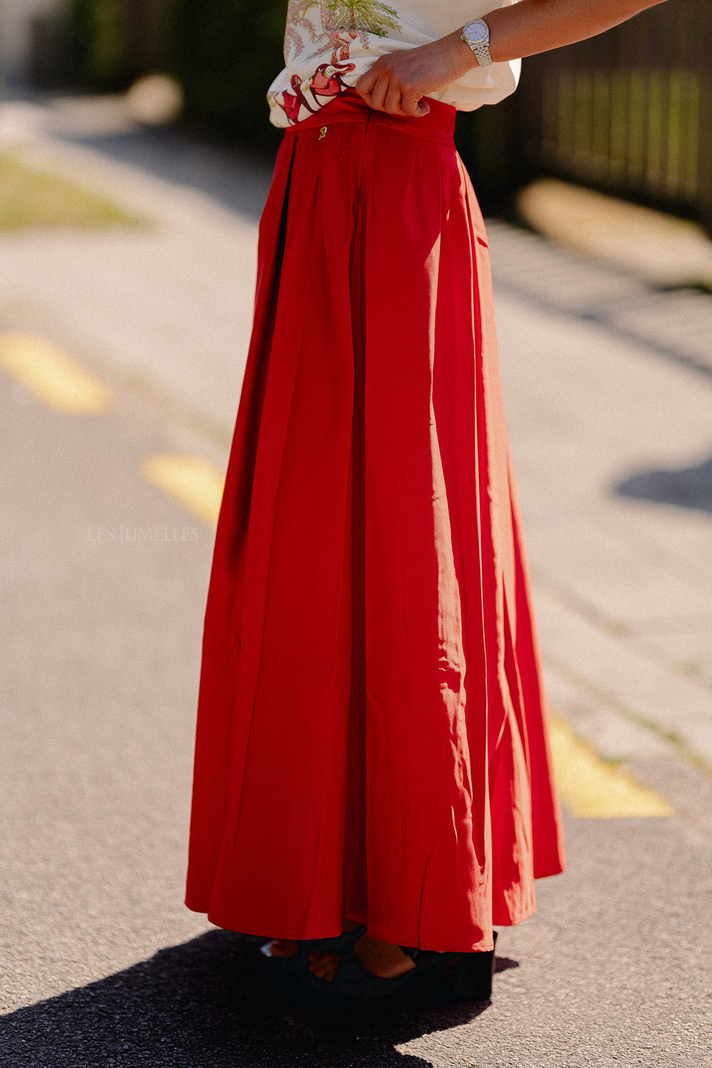 Tessa skirt hot lips