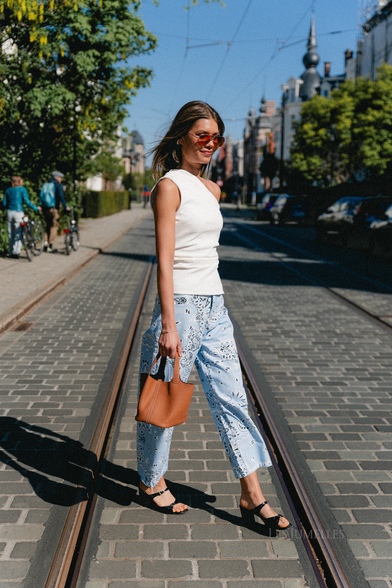 YASVenice one shoulder top star white