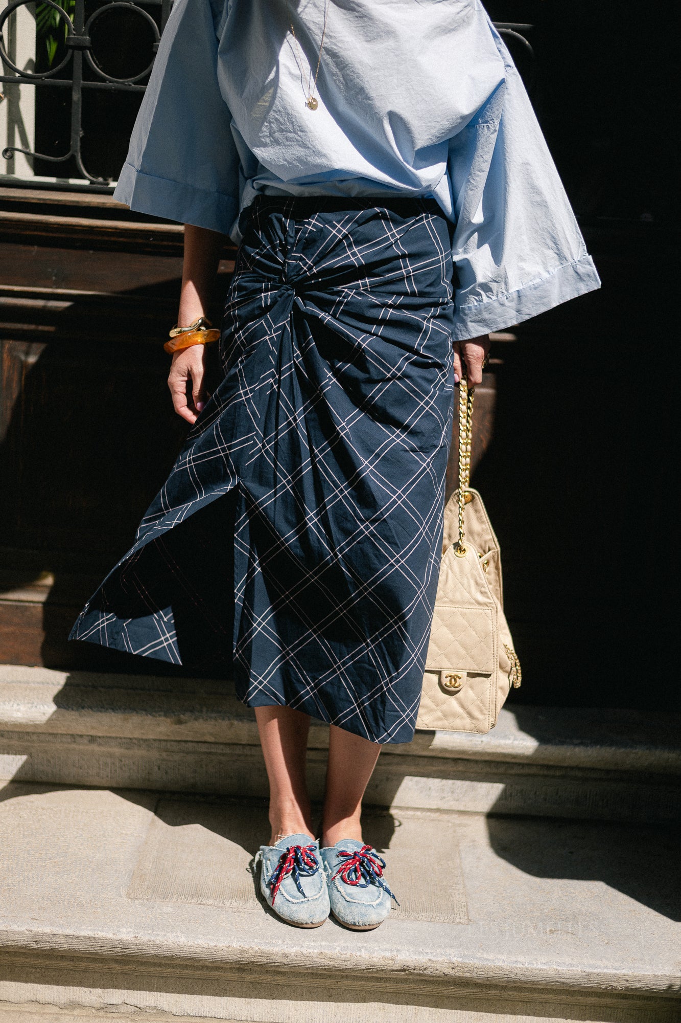 SLWDelia MW twist detail midi skirt dark sapphire/checks
