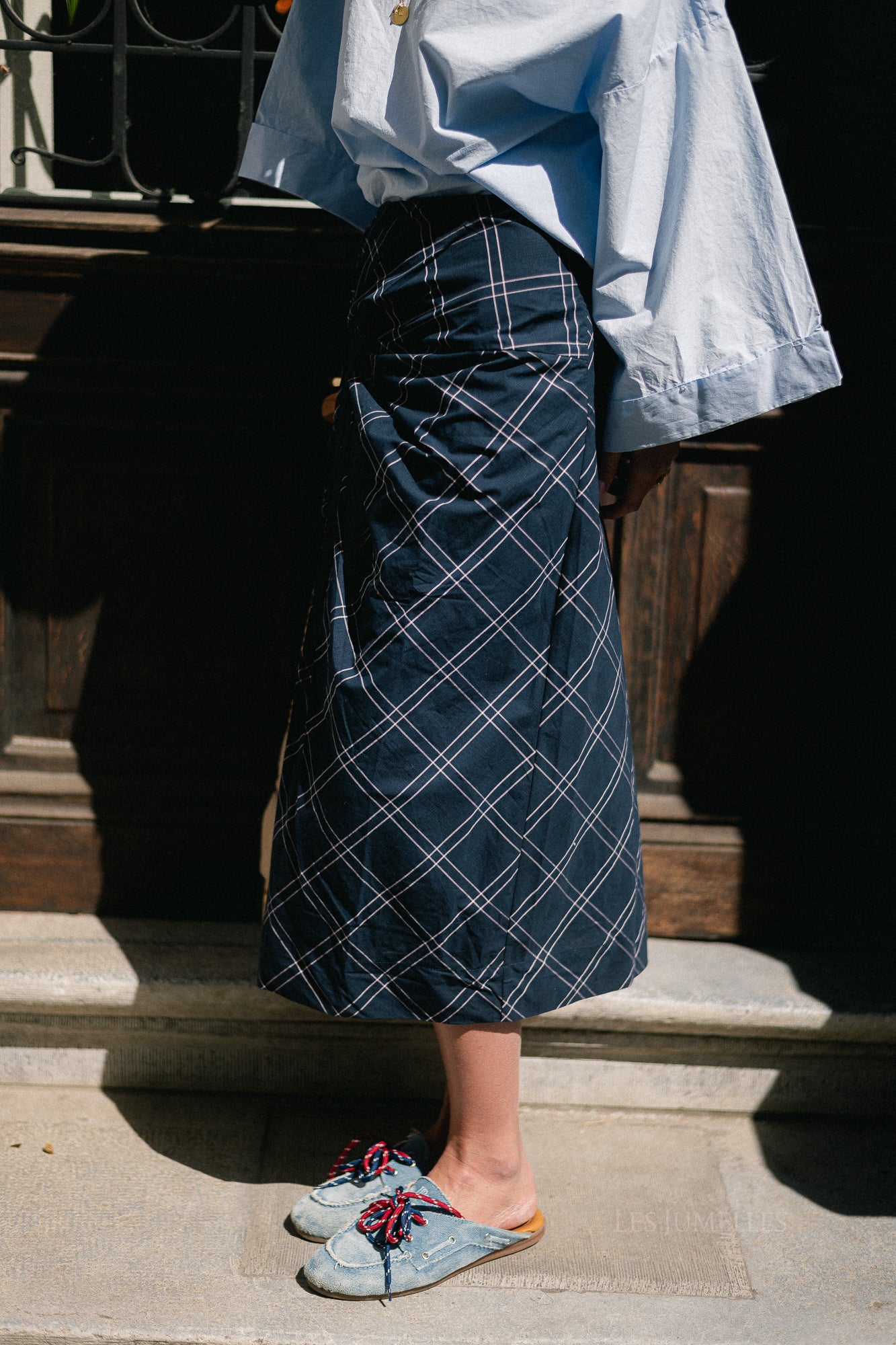 SLWDelia MW twist detail midi skirt dark sapphire/checks