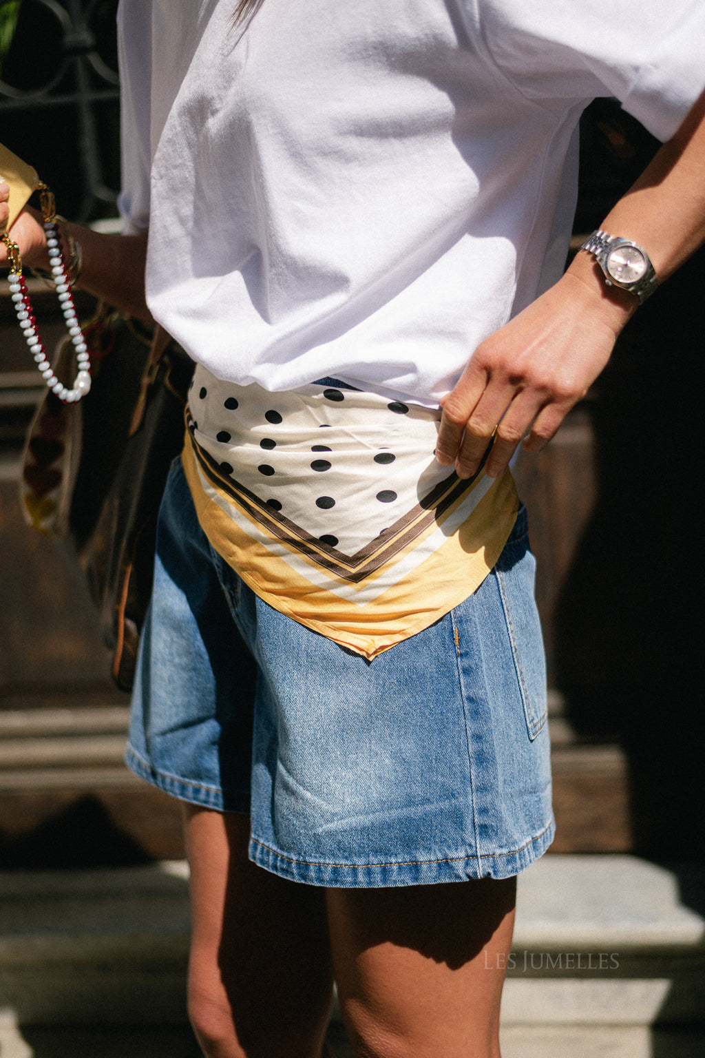 Polka dot scarf monochrome/yellow