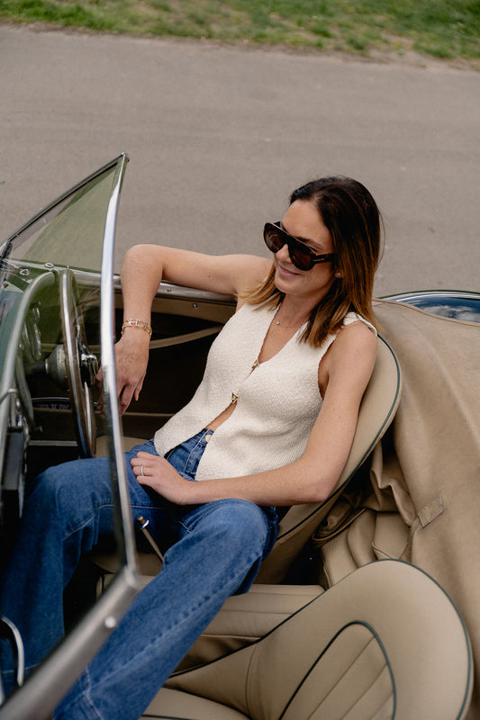 Les Jumelles Rike vest antique white