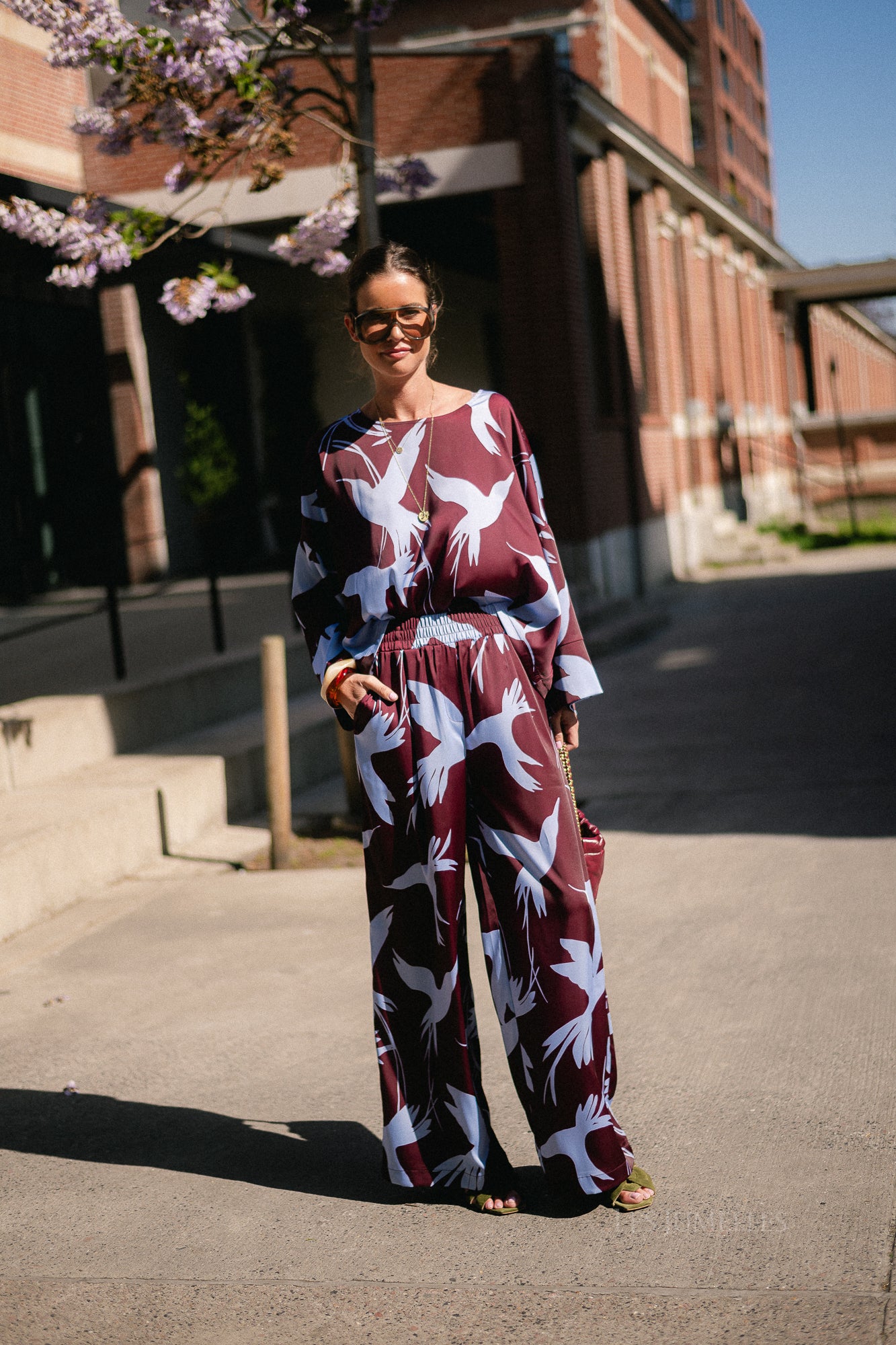 Gill sateen pants birds burgundy/baby blue