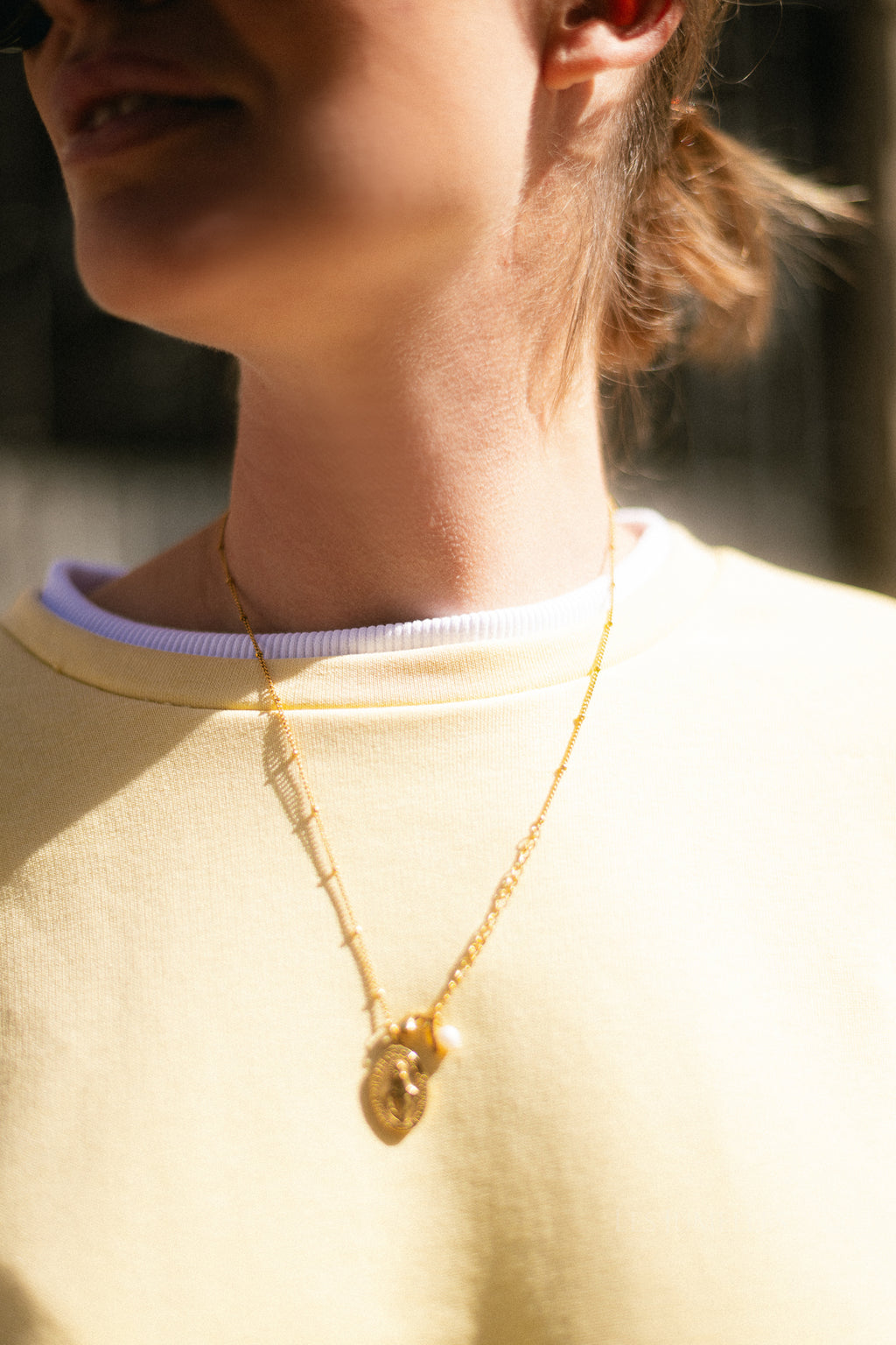 Anna sweater yellow