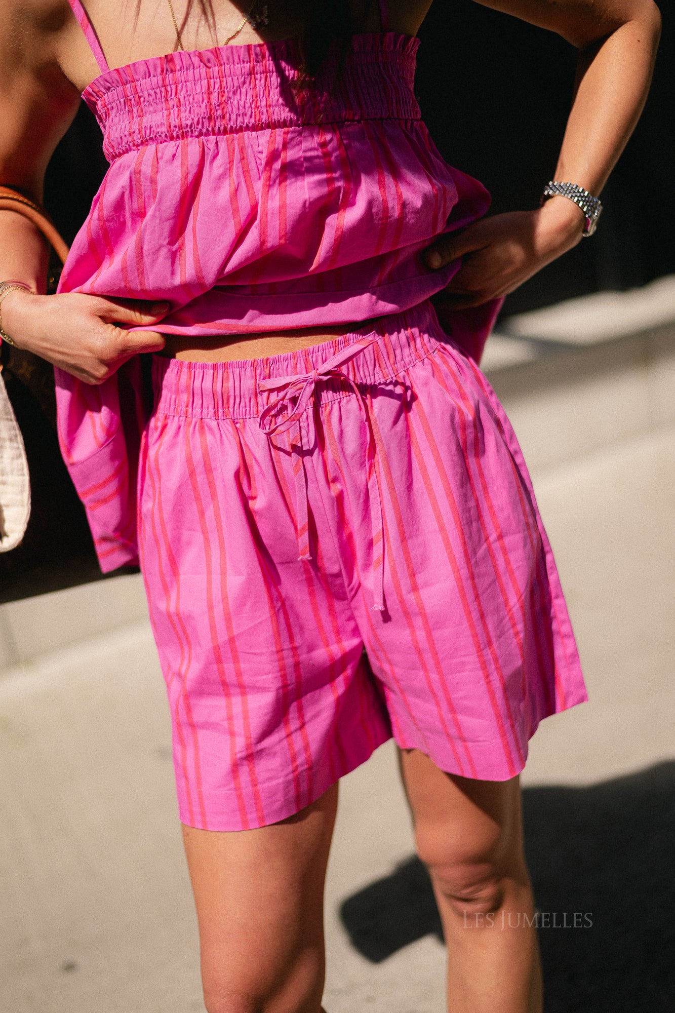 VIWillow HW shorts fiji flower/hibiscus