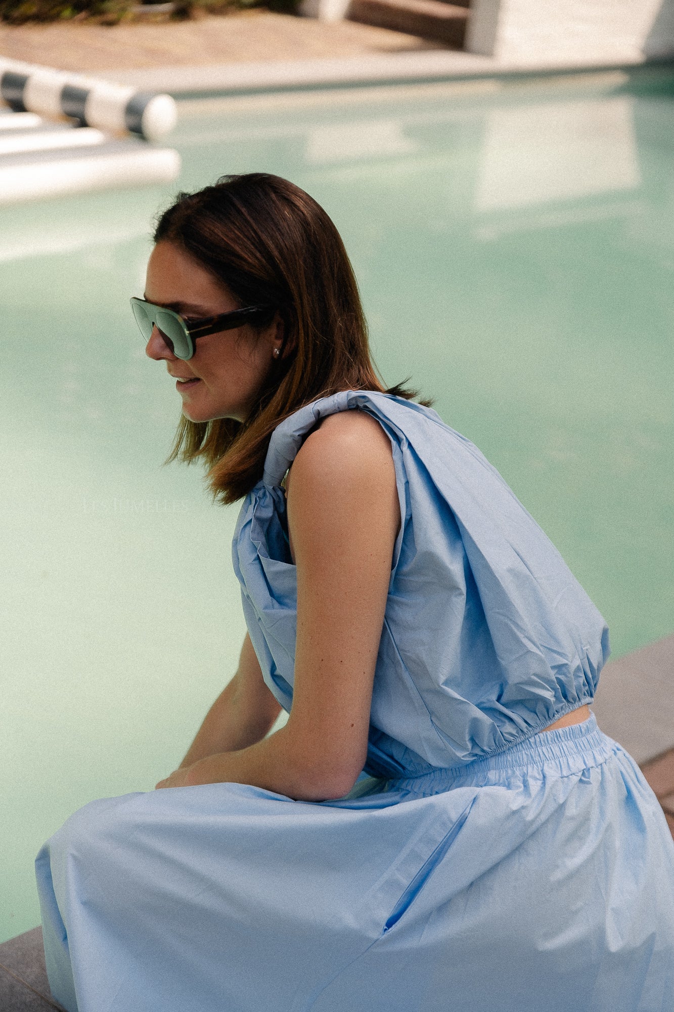 Fran one shoulder top babyblauw