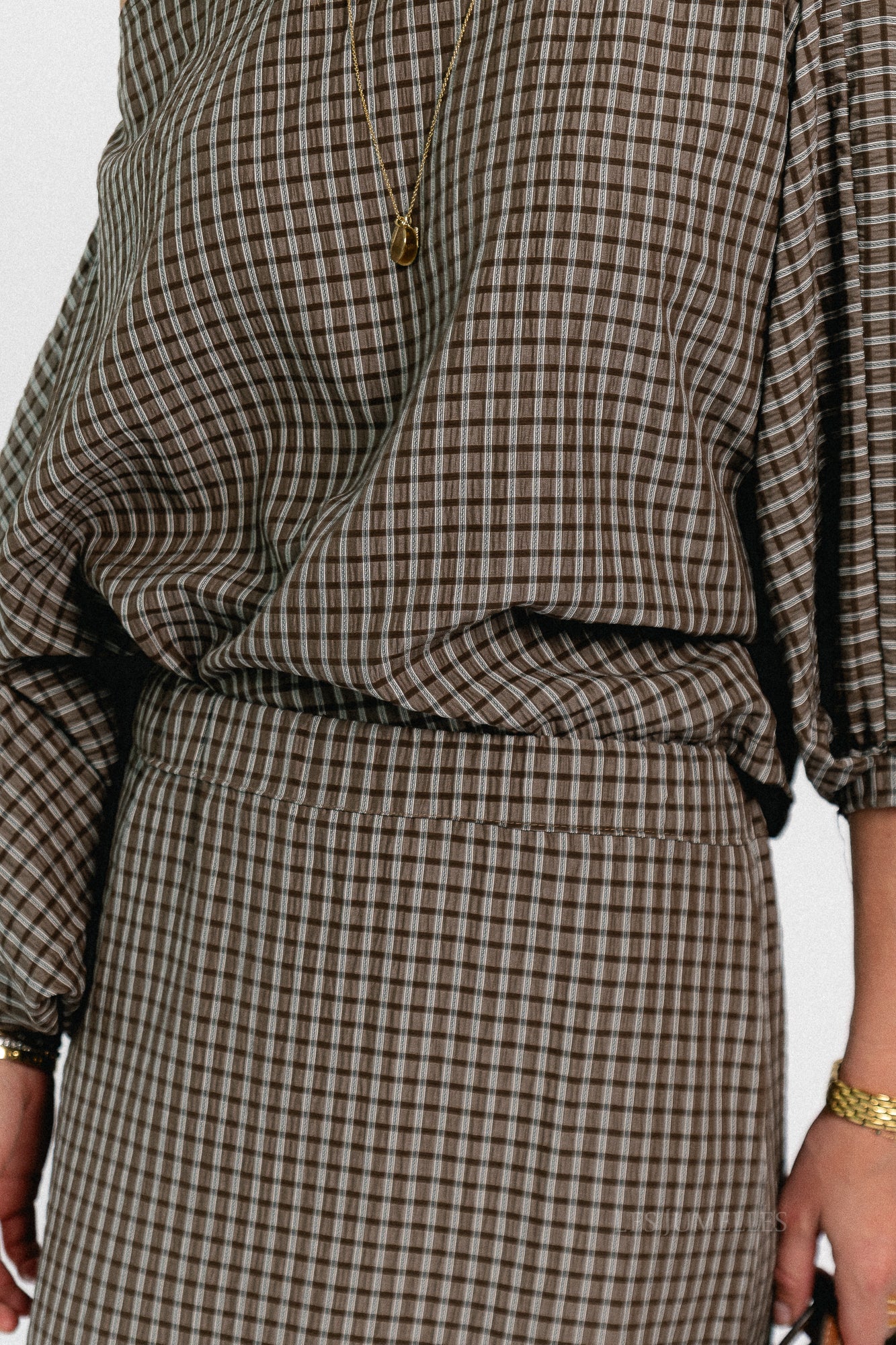 Cosette checkered blouse hot chocolate