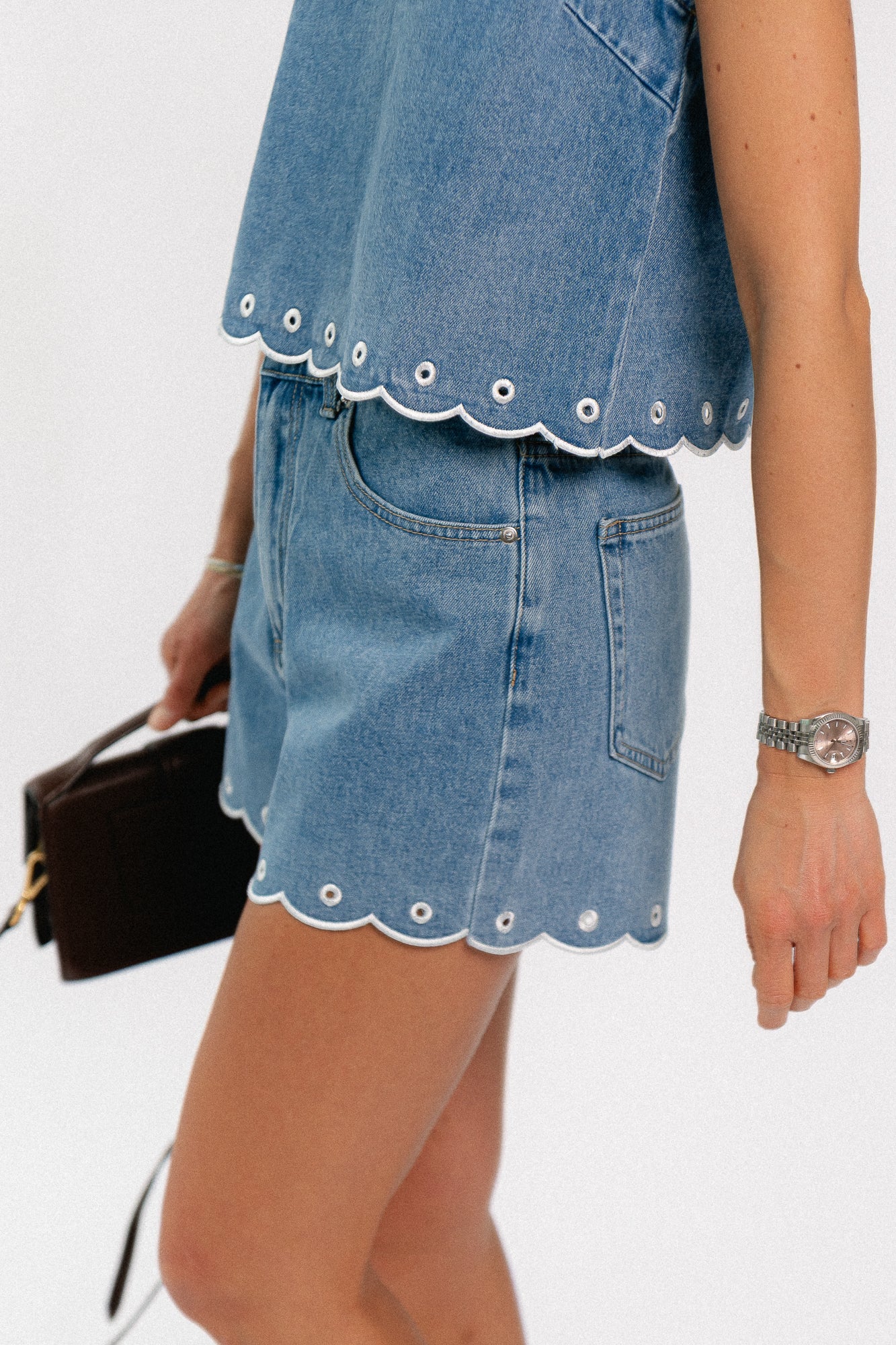 Gustava shorts embroidered light blue denim