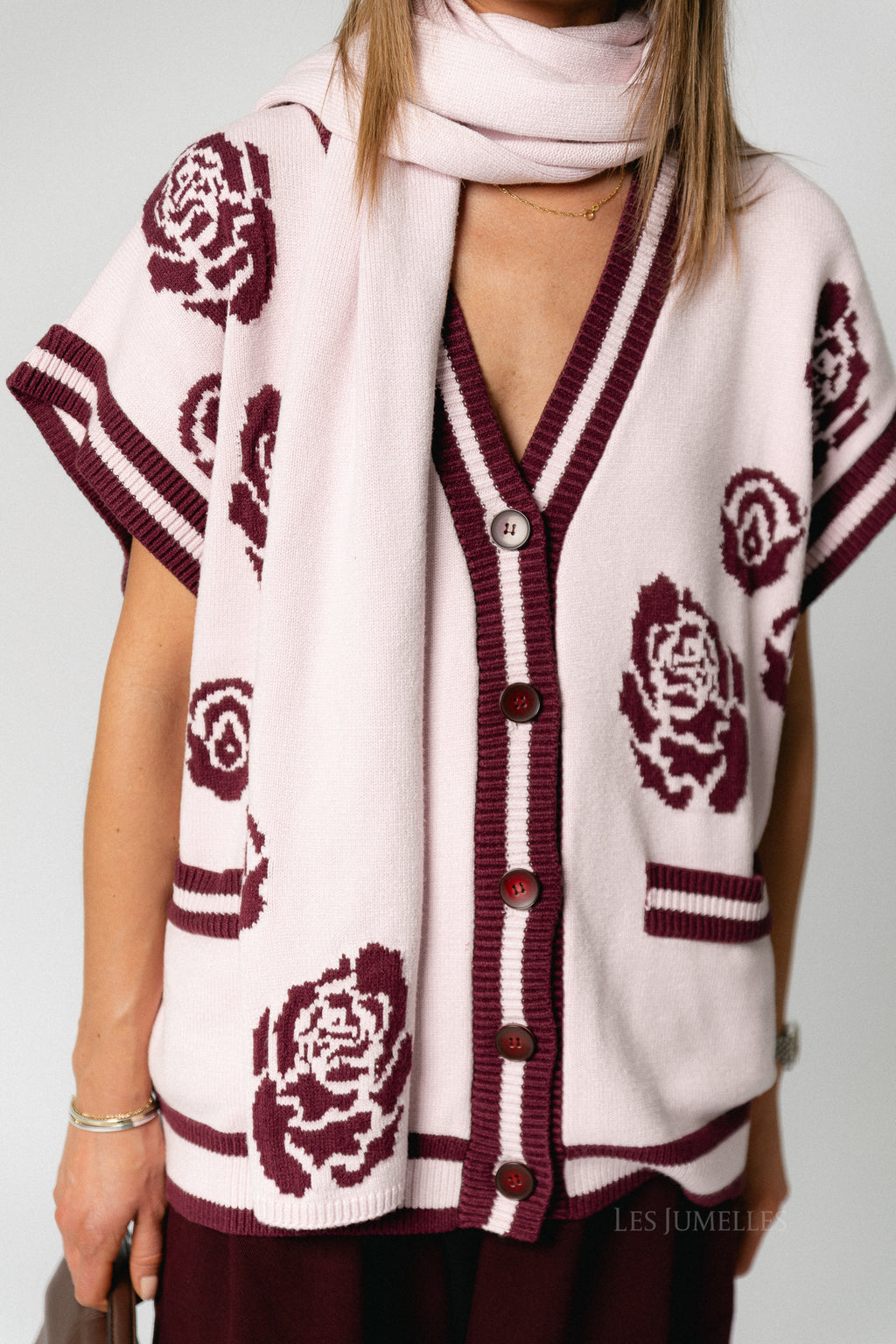 Écharpe Margot rose/roses bordeaux