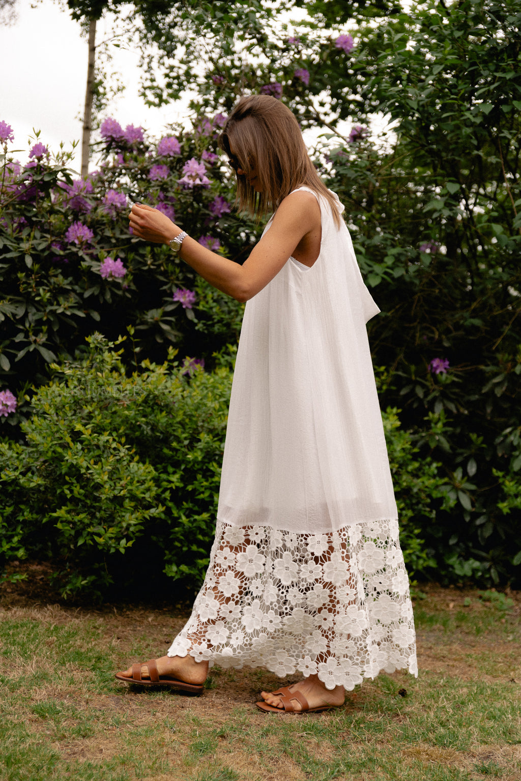 YASTwigsy SL Knöchellanges Kleid Weiß