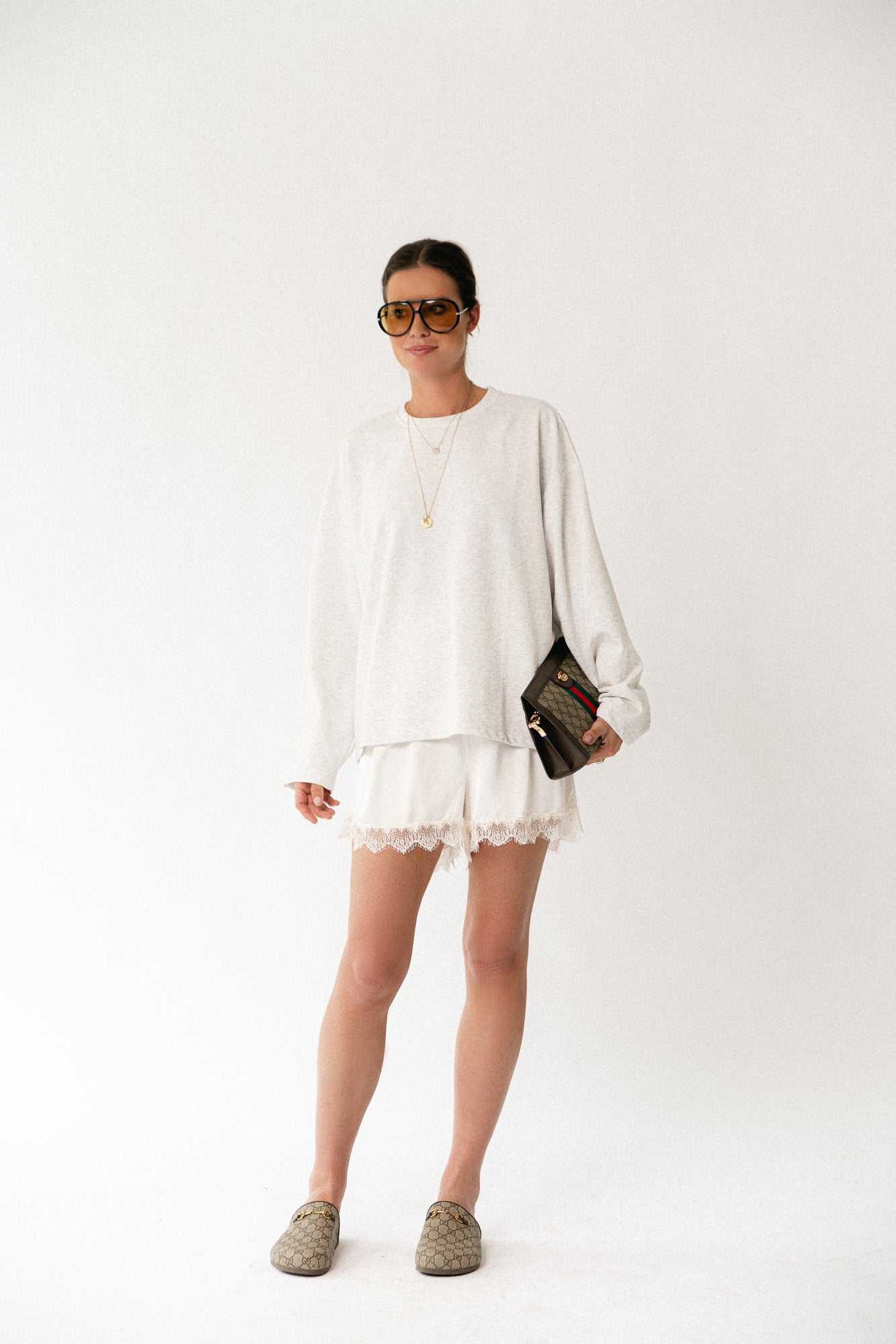 Sophia sateen shorts off white