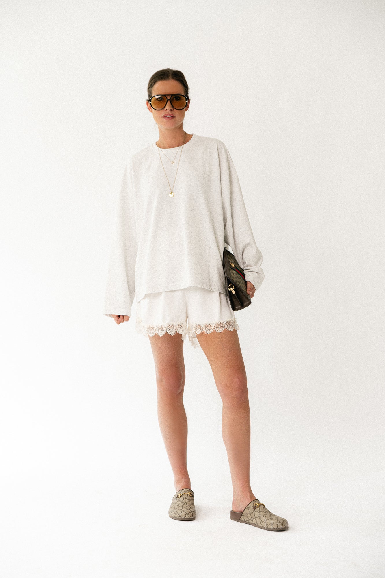 Sophia sateen shorts off white