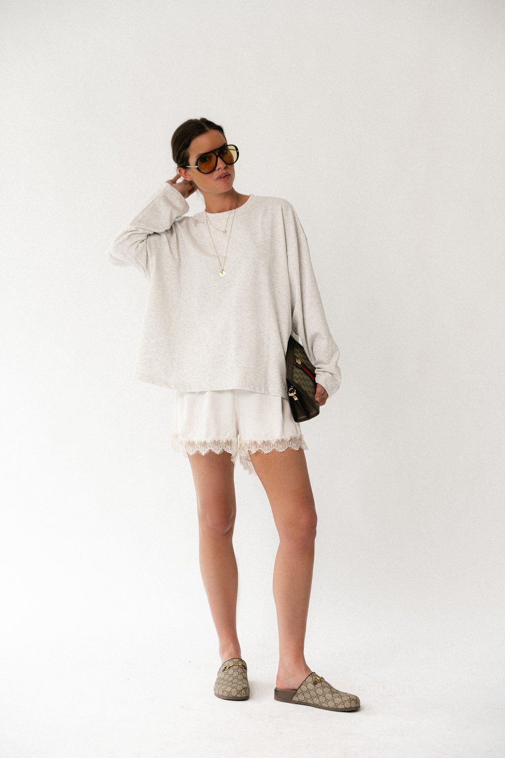 Sophia sateen shorts off white