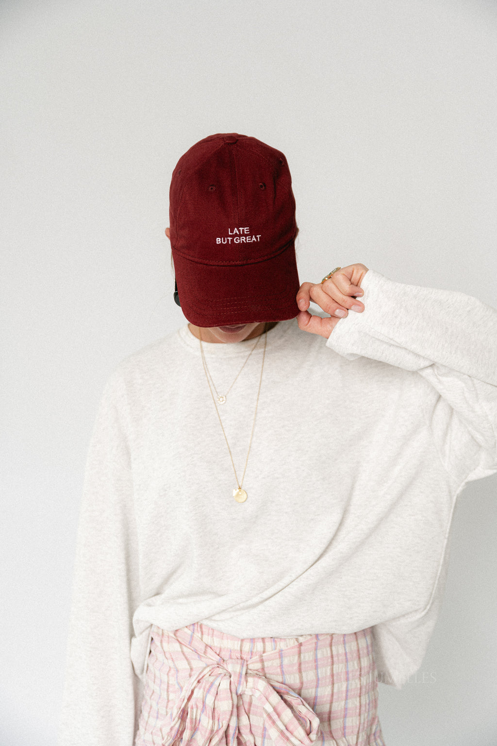 Late but great cap burgundy