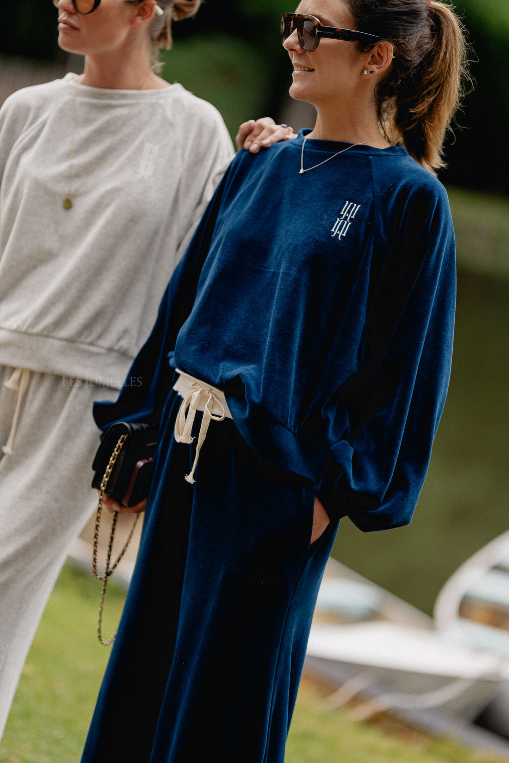 Lucie velvet sweater navy