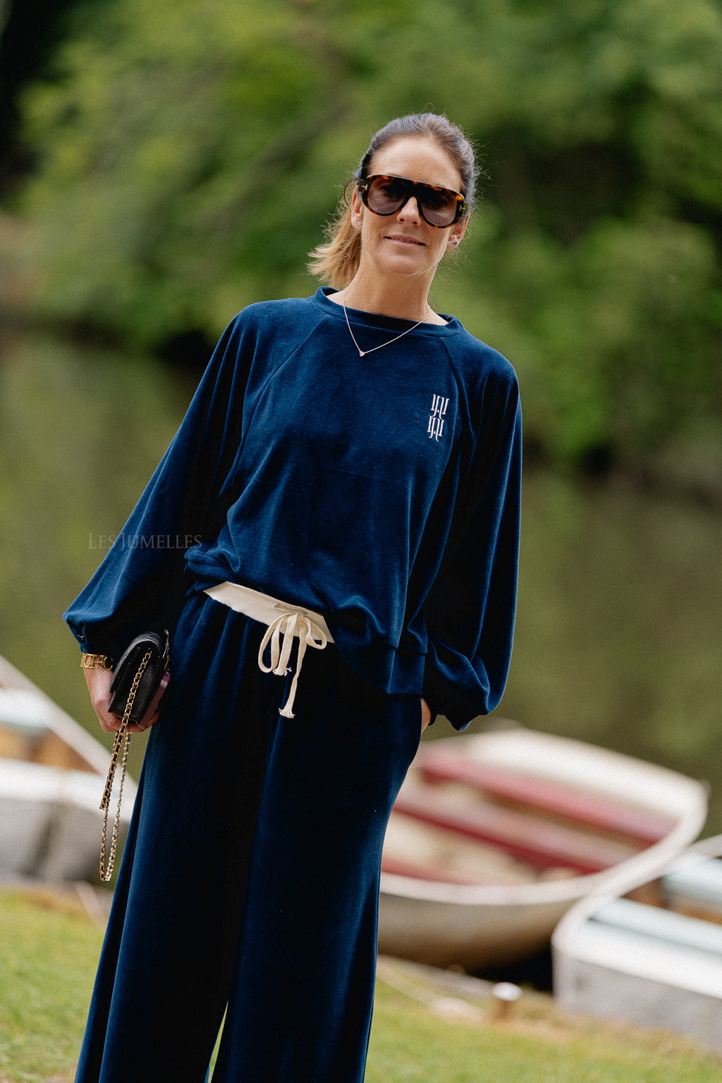 Lucie velvet sweater navy