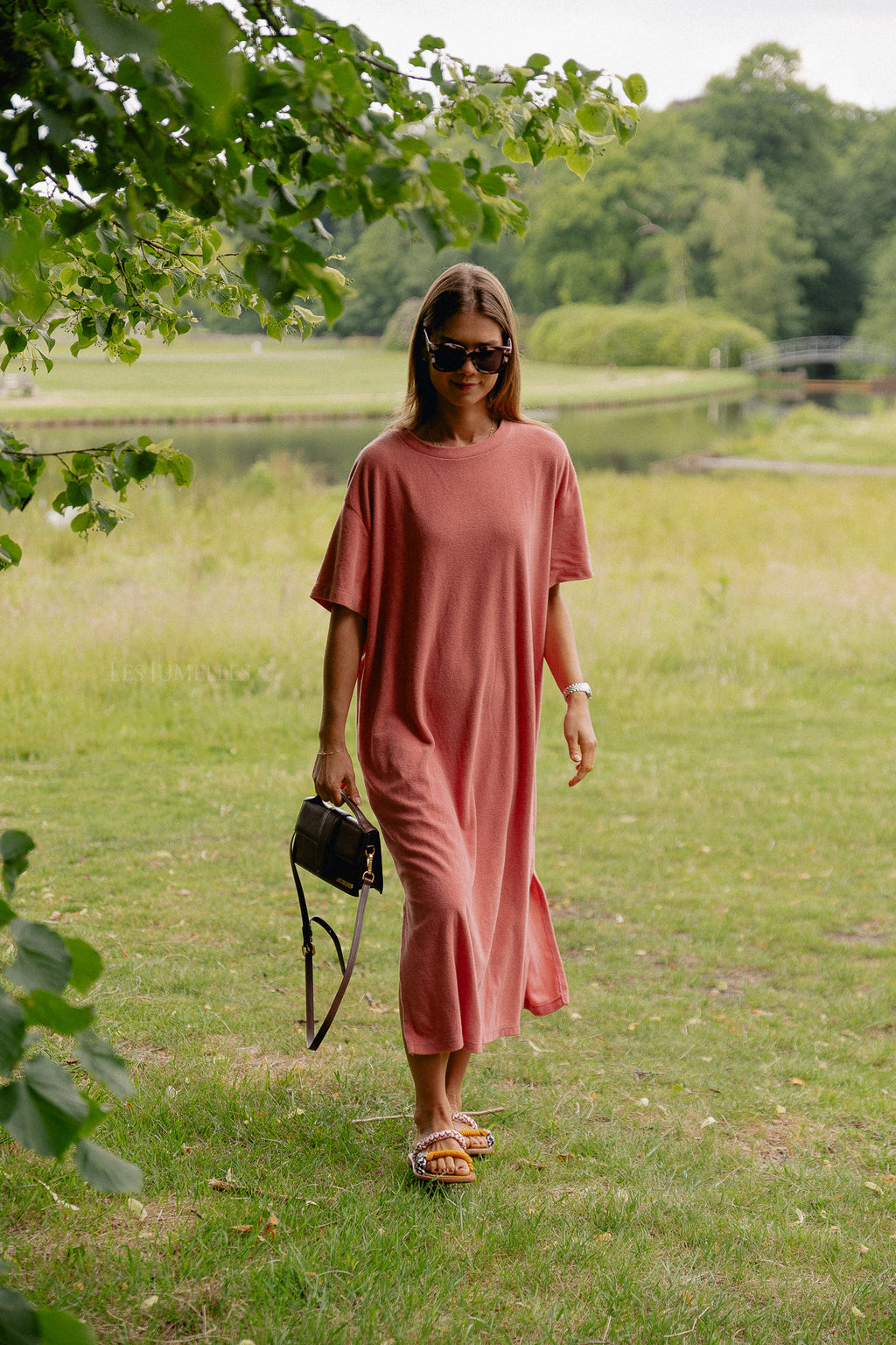 Dorothee T-Shirt-Kleid in Peperosa