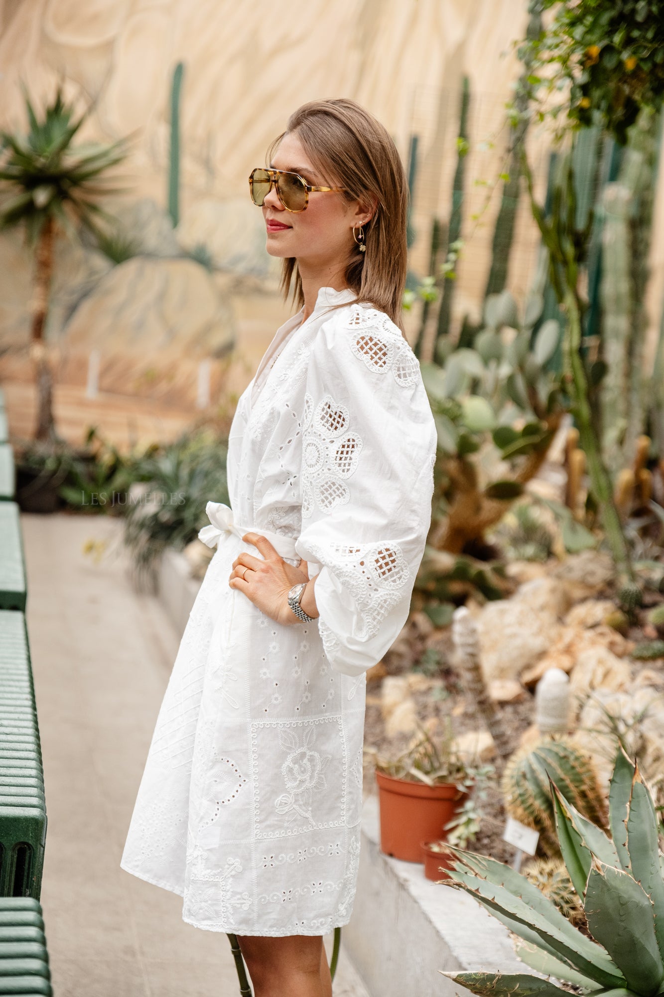 Lianne embroidery dress off white