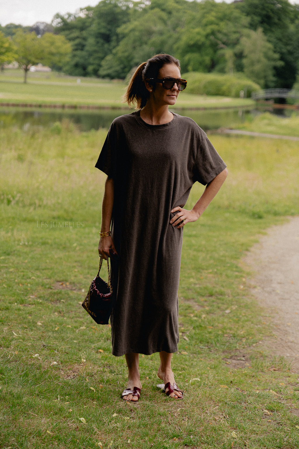 Dorothee T-Shirt-Kleid in Braun