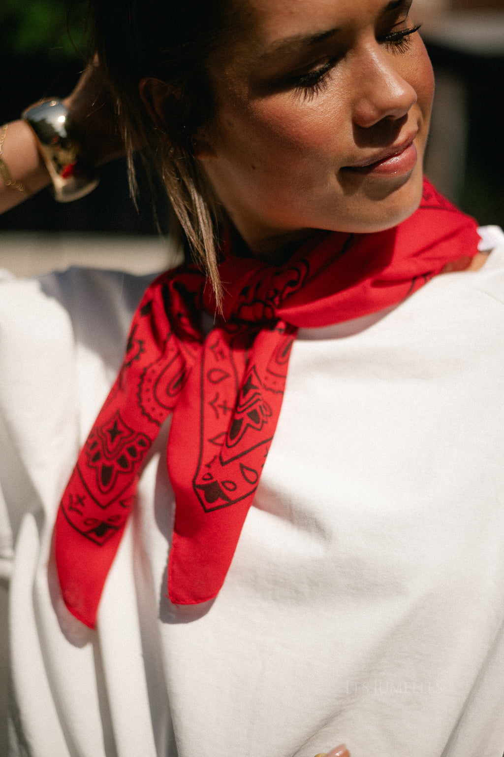 Sue paisley print scarf red