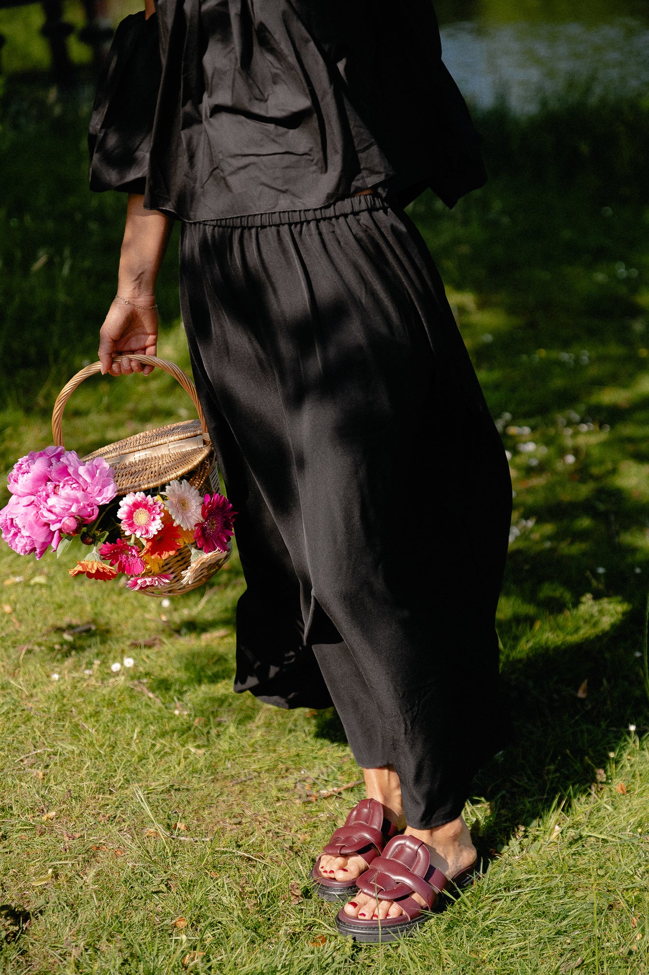 Giselle skirt black