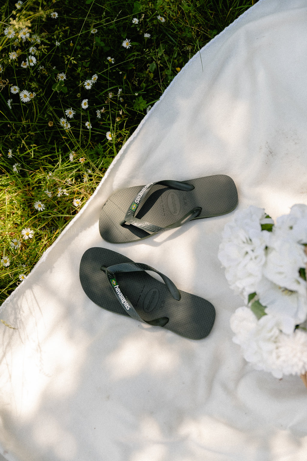 Havaianas brasil logo olive green