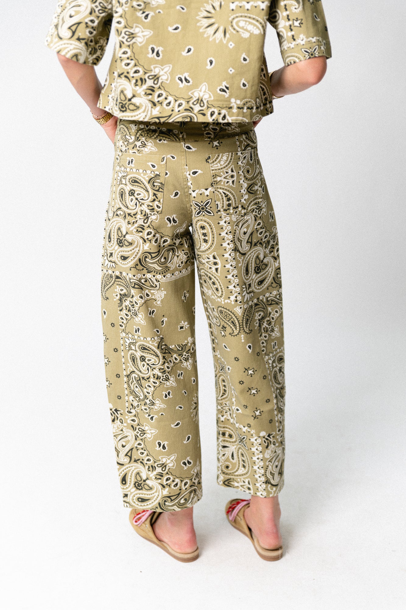 Meagan paisley barrel jeans khaki