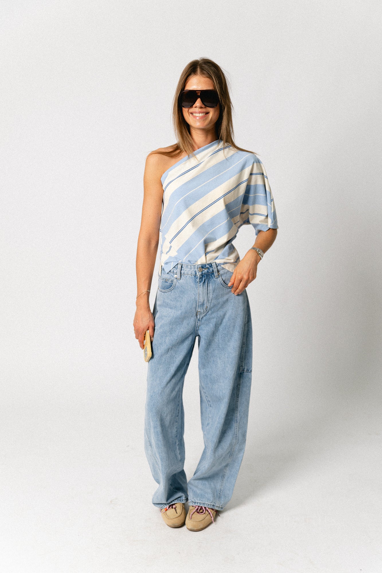 Amy striped one-shoulder shirt light blue/ecru