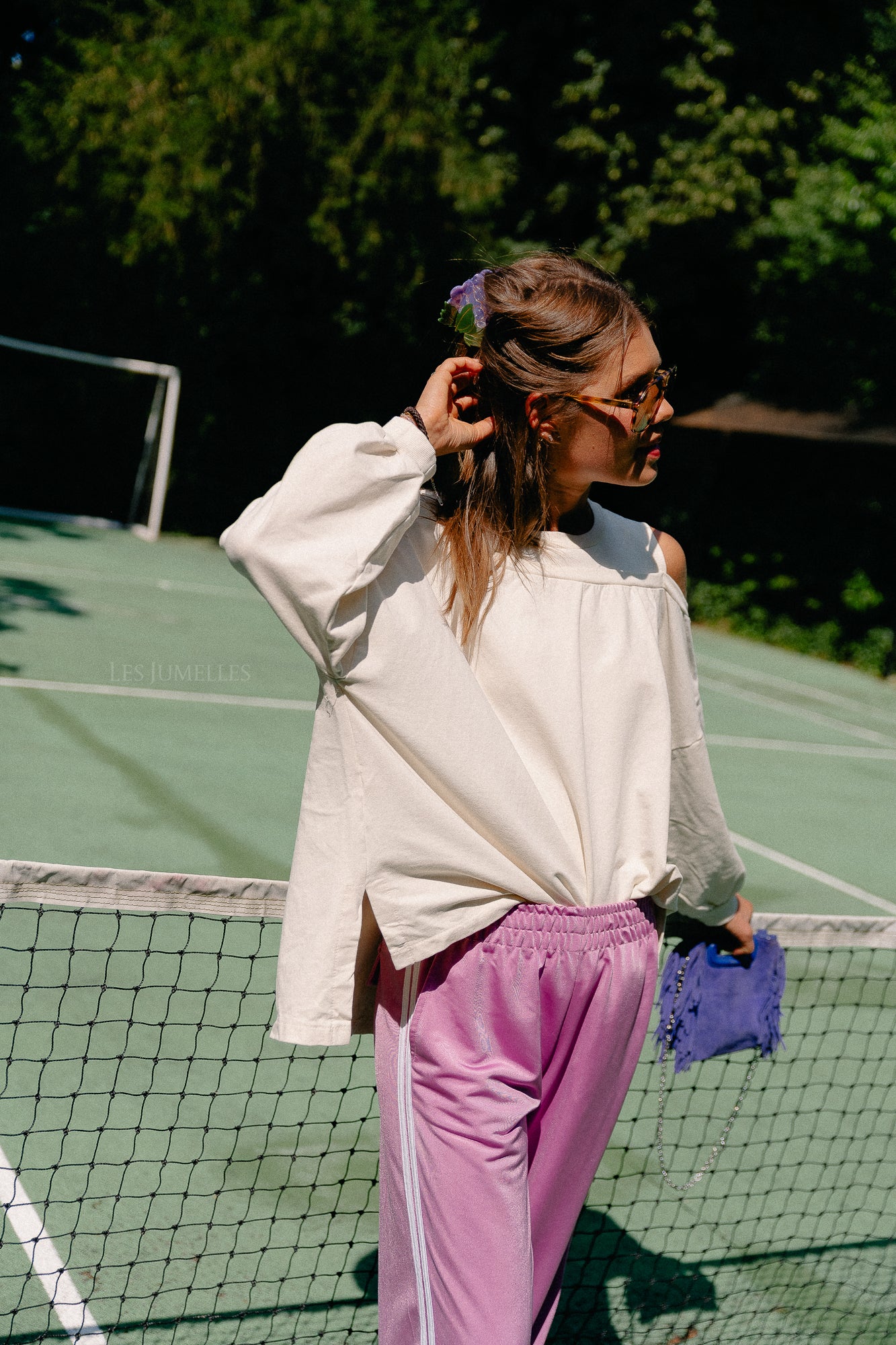 Luna off shoulder sweatshirt ecru