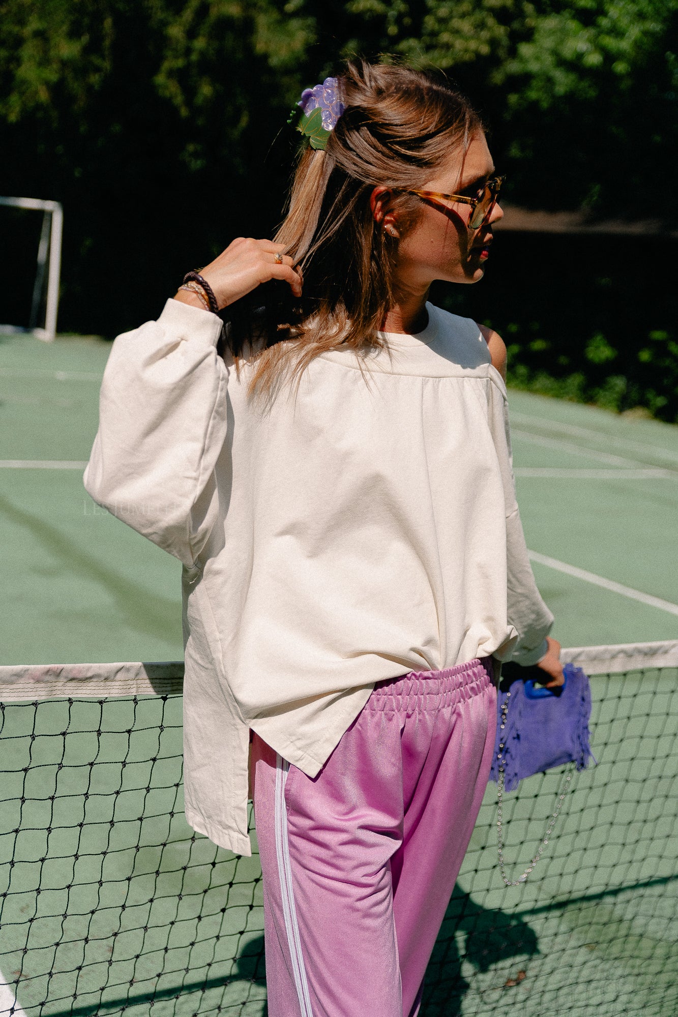 Luna off shoulder sweatshirt ecru