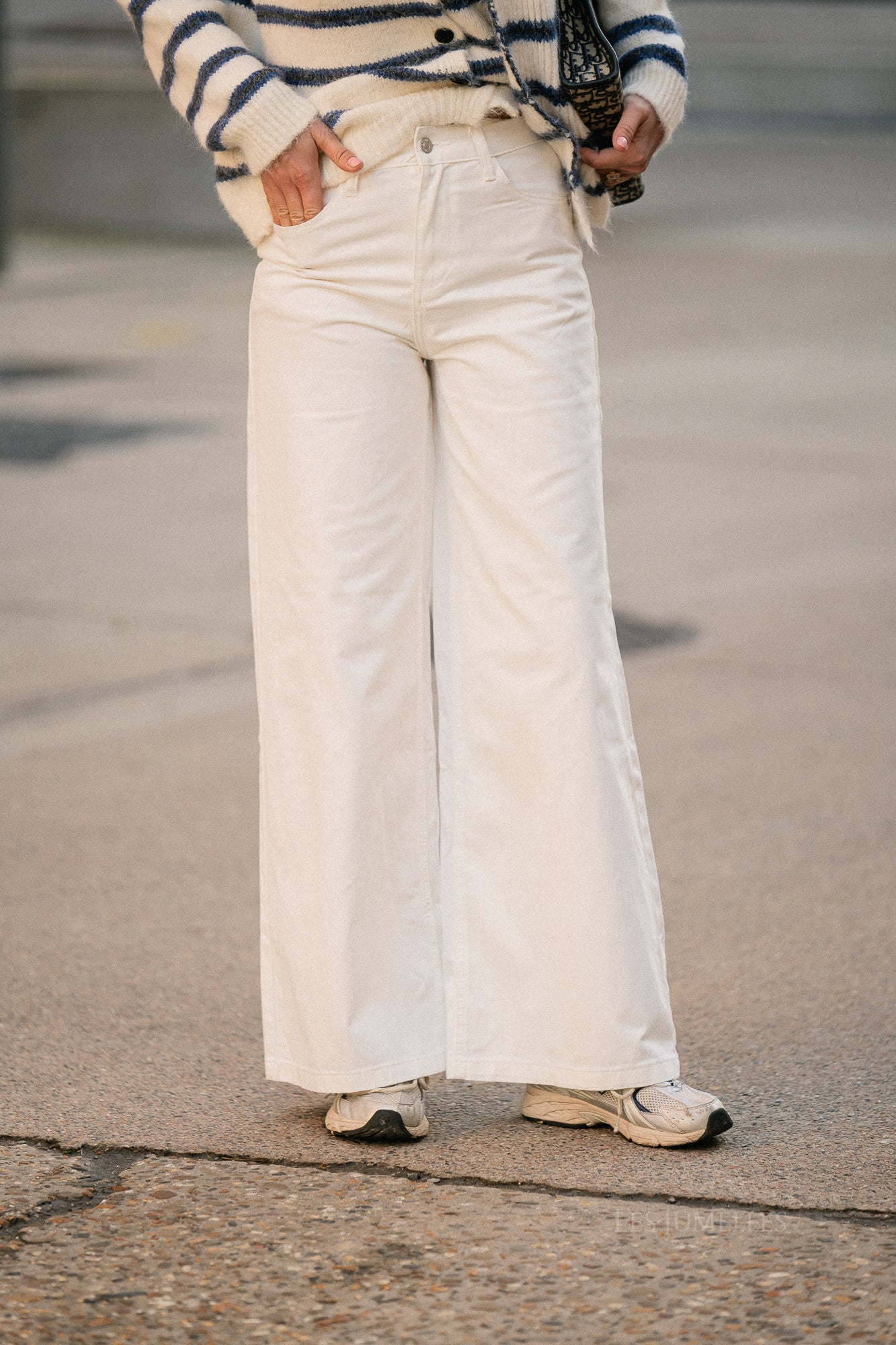Yara wide legged jeans off white